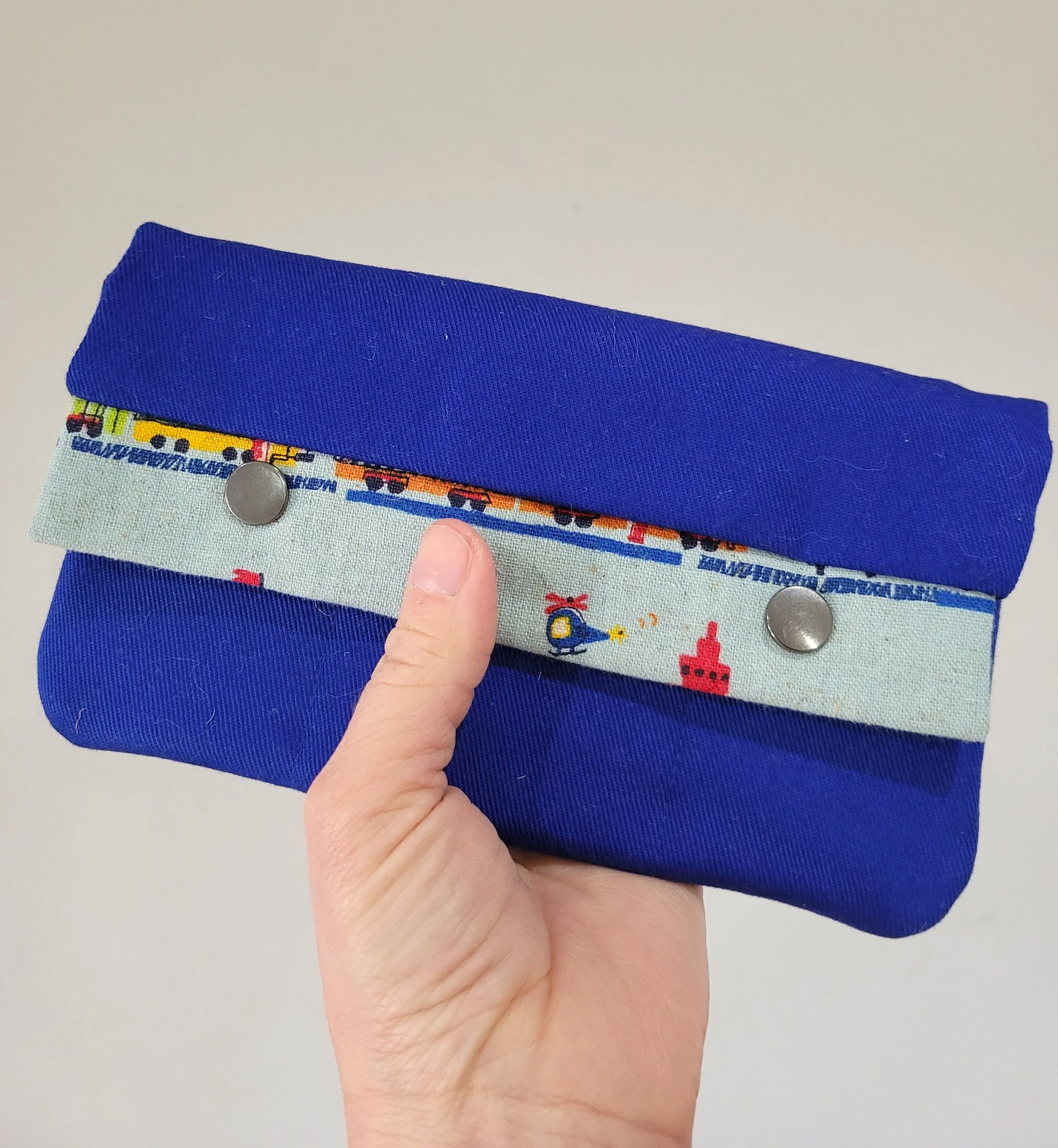 Skyscraper-travel-wallet-1.jpg