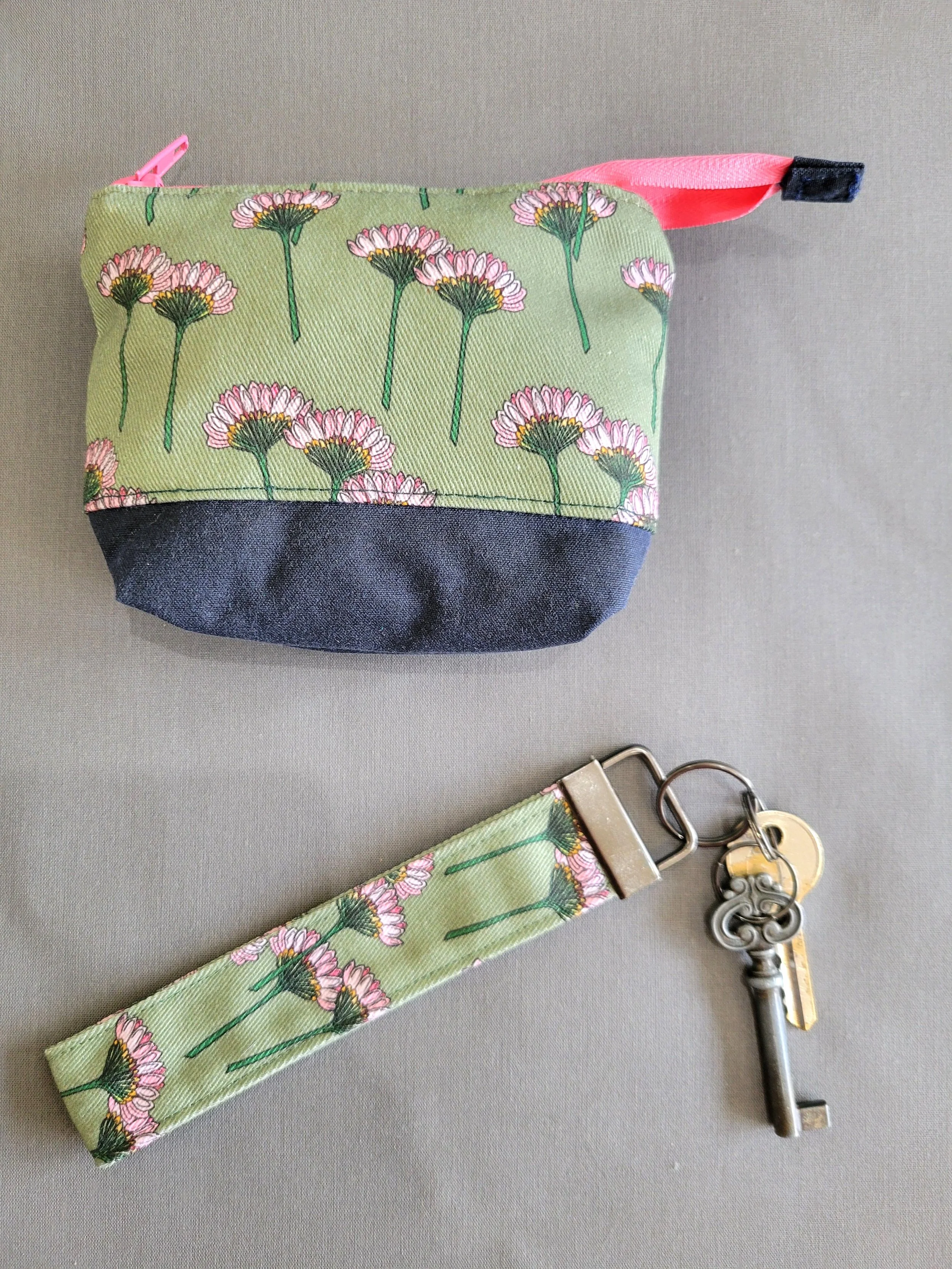 Matching purse and key lanyard.jpg