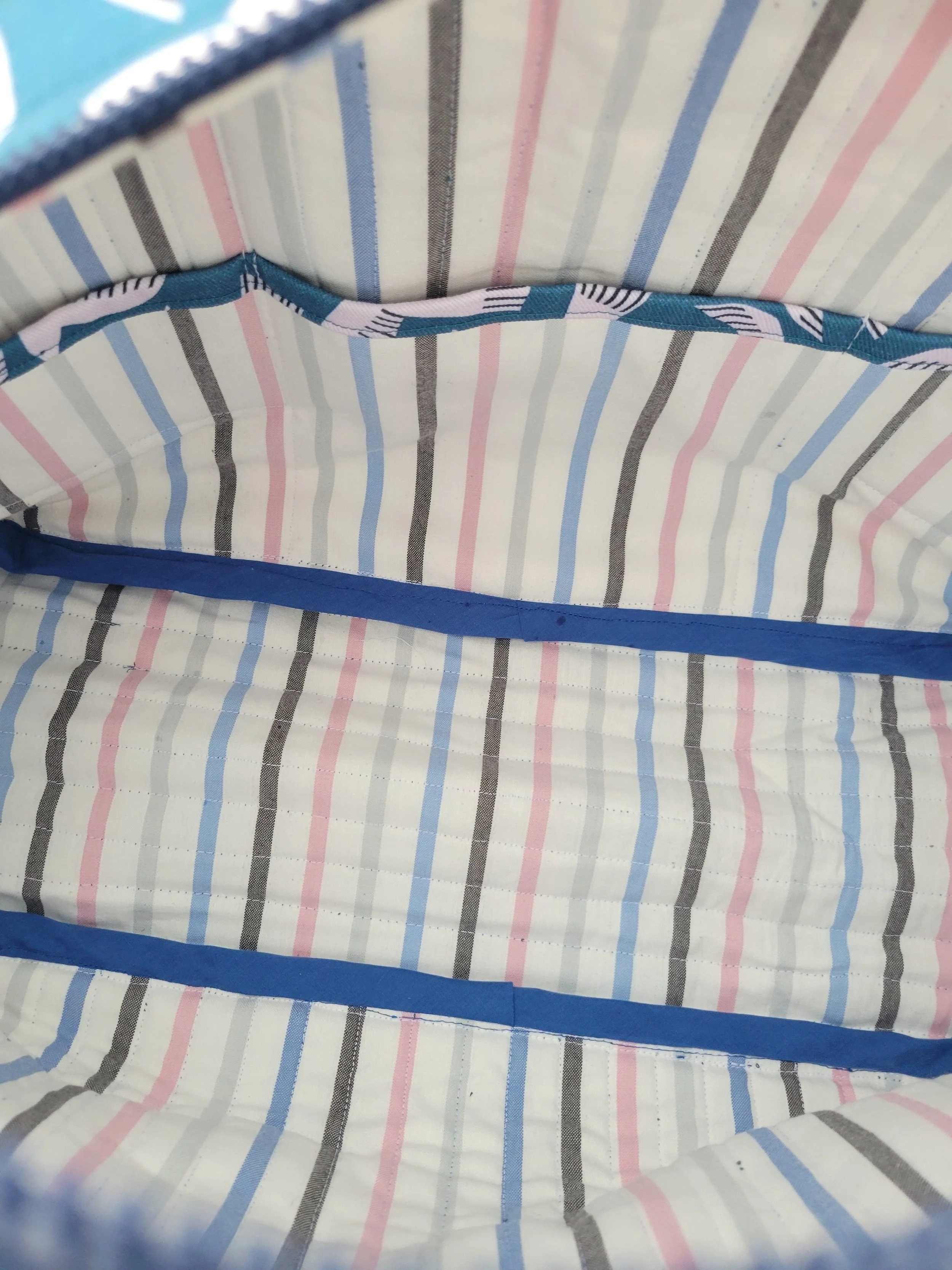 Inside seagull travel bag.jpg