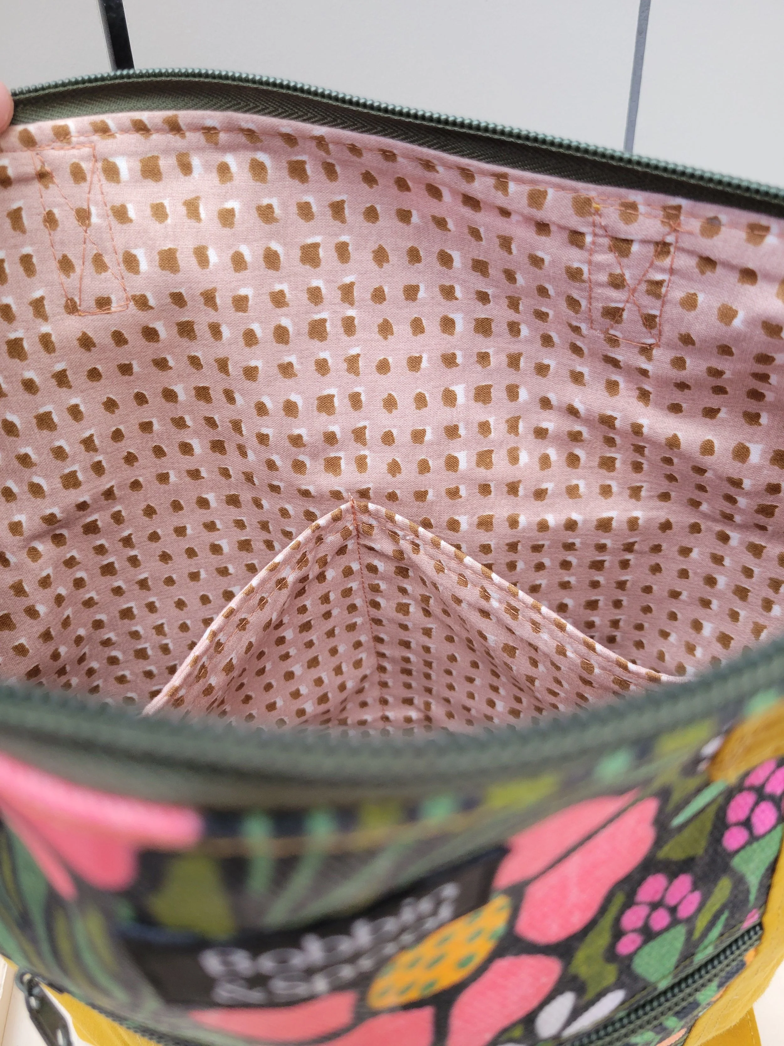 Flower-large-shoulder-bag-lining.jpg