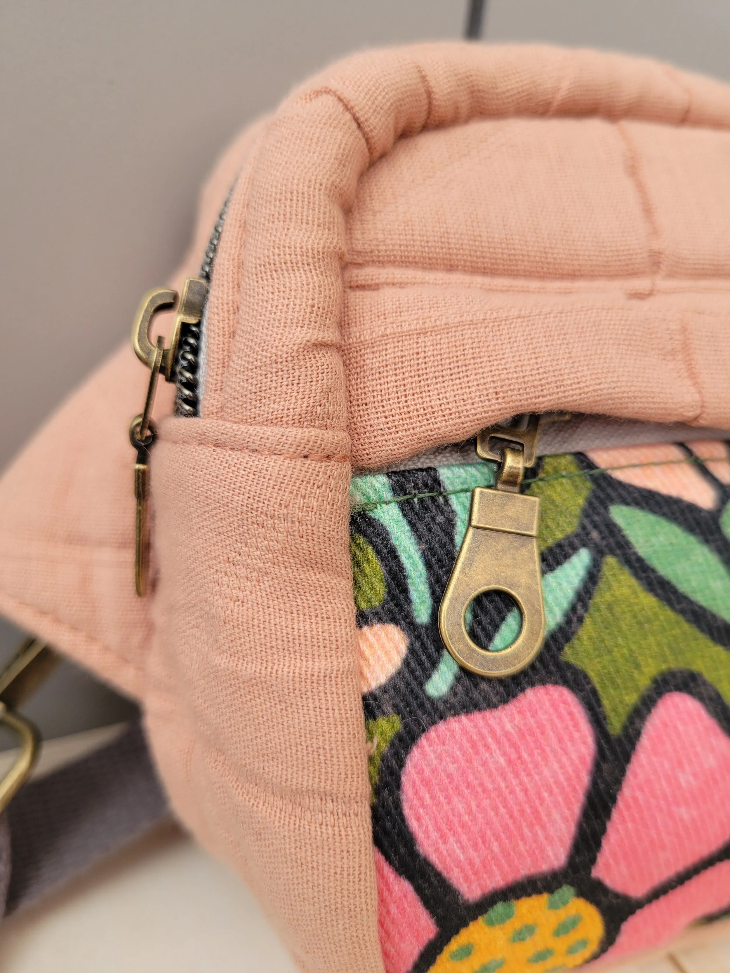 Flower-crossbody-bag-front-pocket-detail.jpg