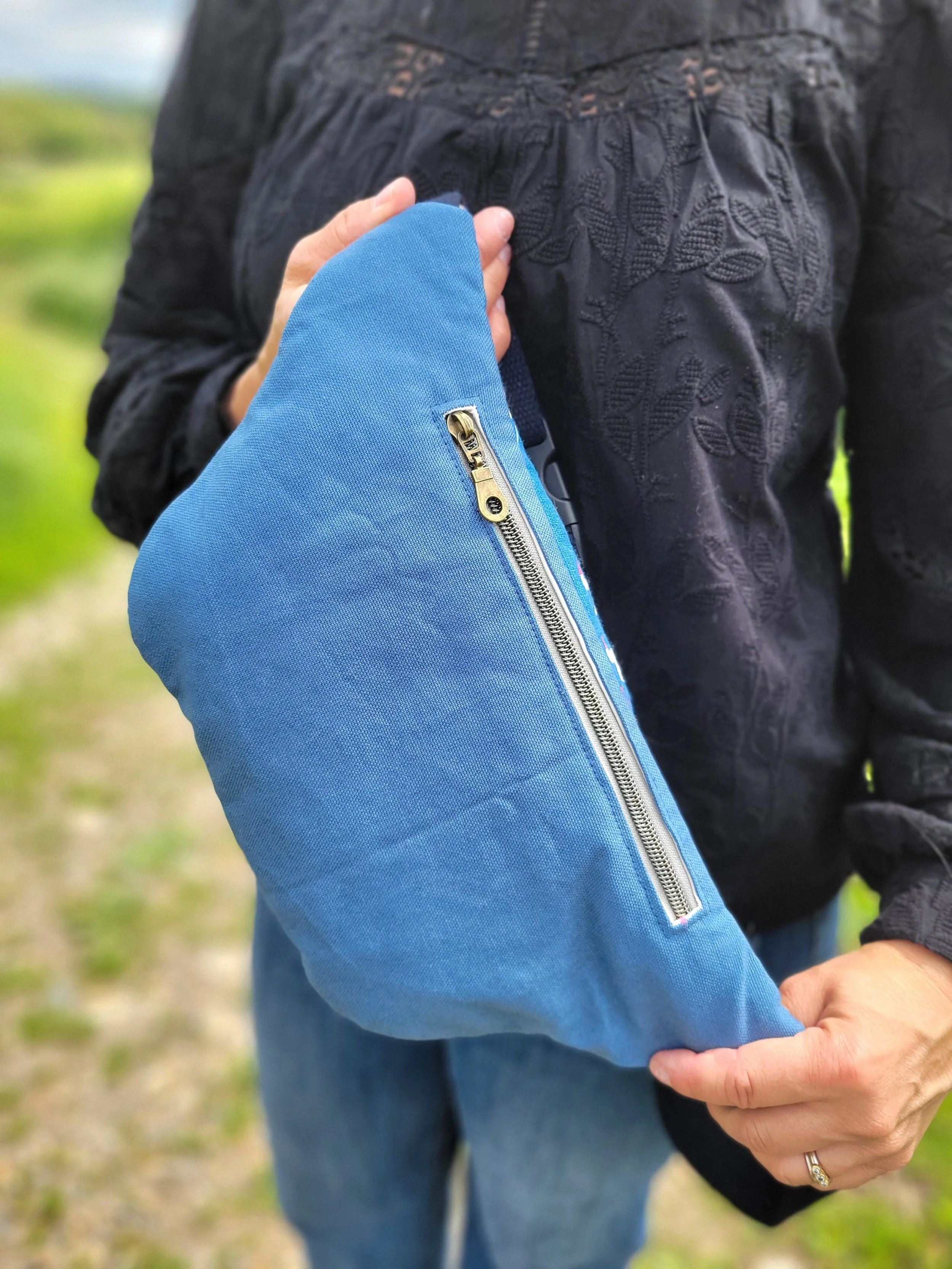 Back-pocket-geese-bumbag.jpg