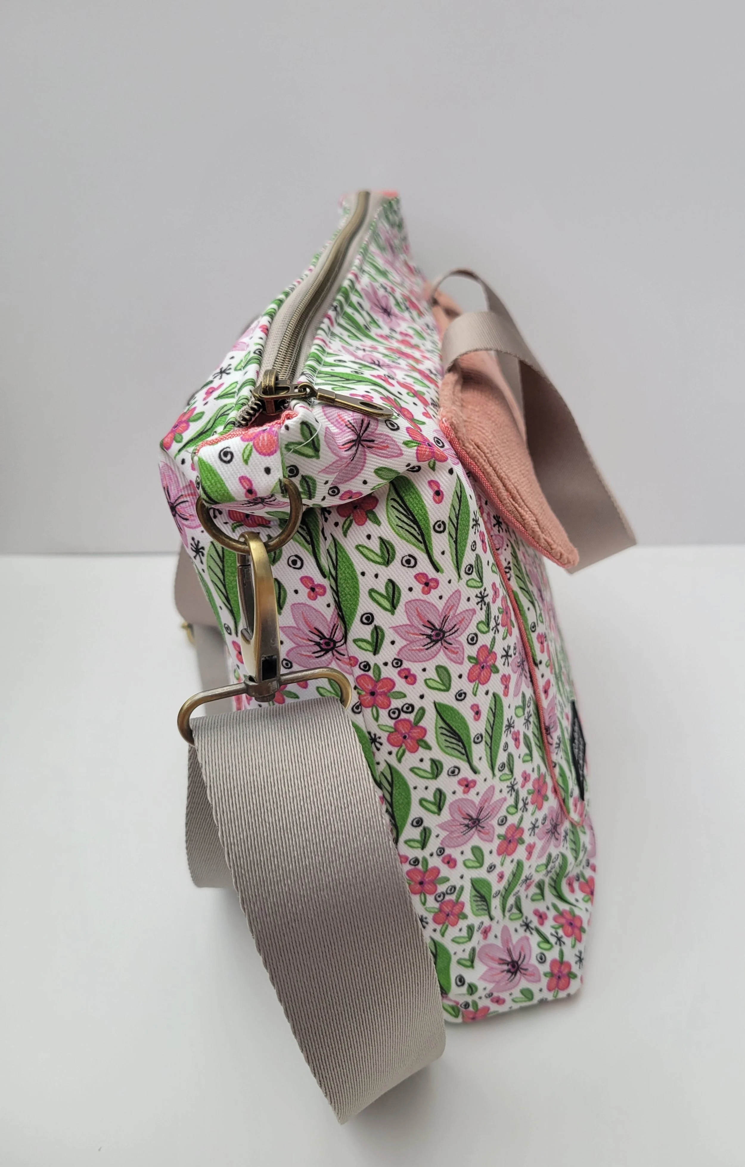 Botanica-bag-tote-doodle-flower-shoulder-strap.jpg