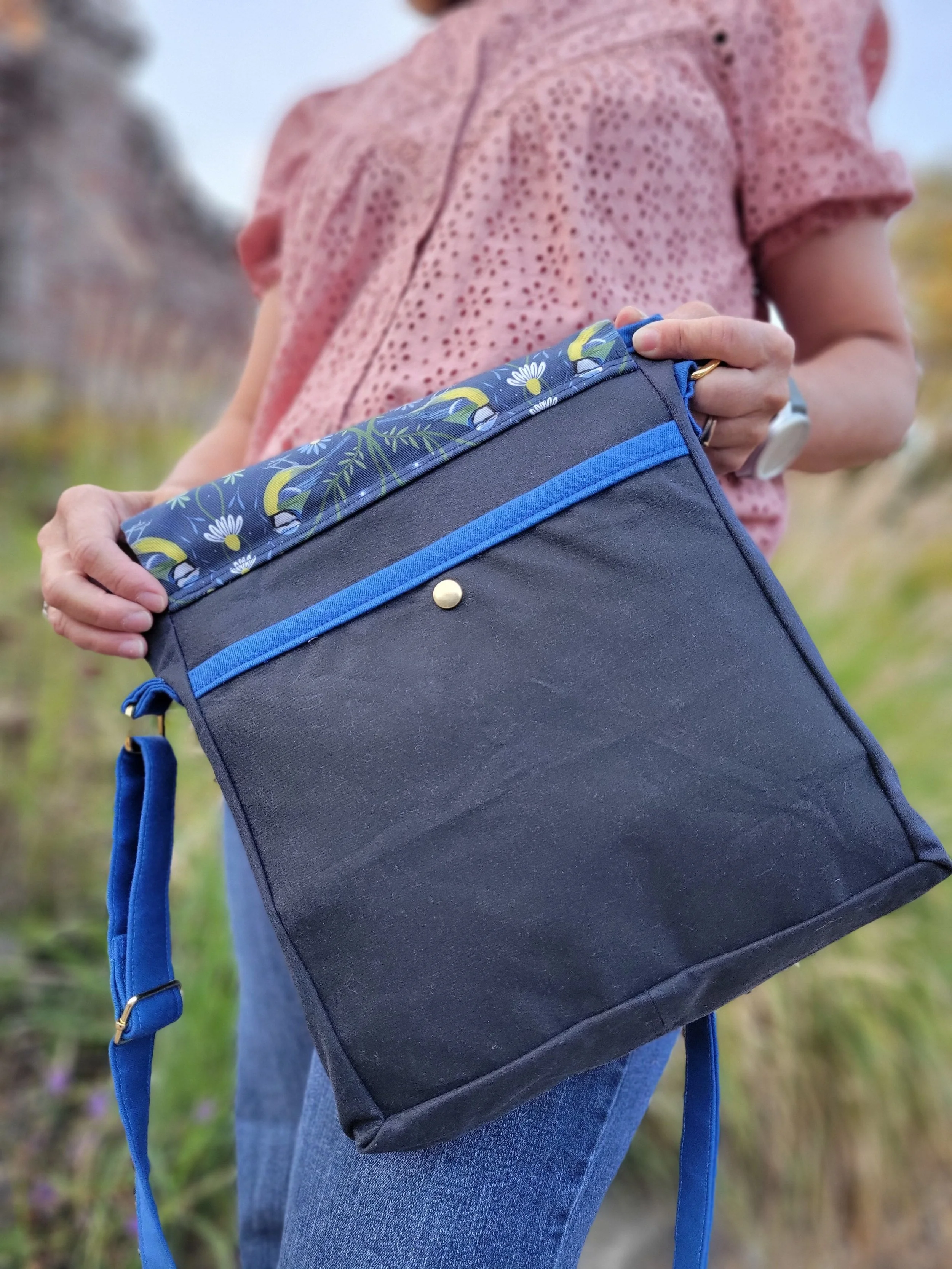 Back-pocket-Botanica-blue-tit-messenger-bag.jpg