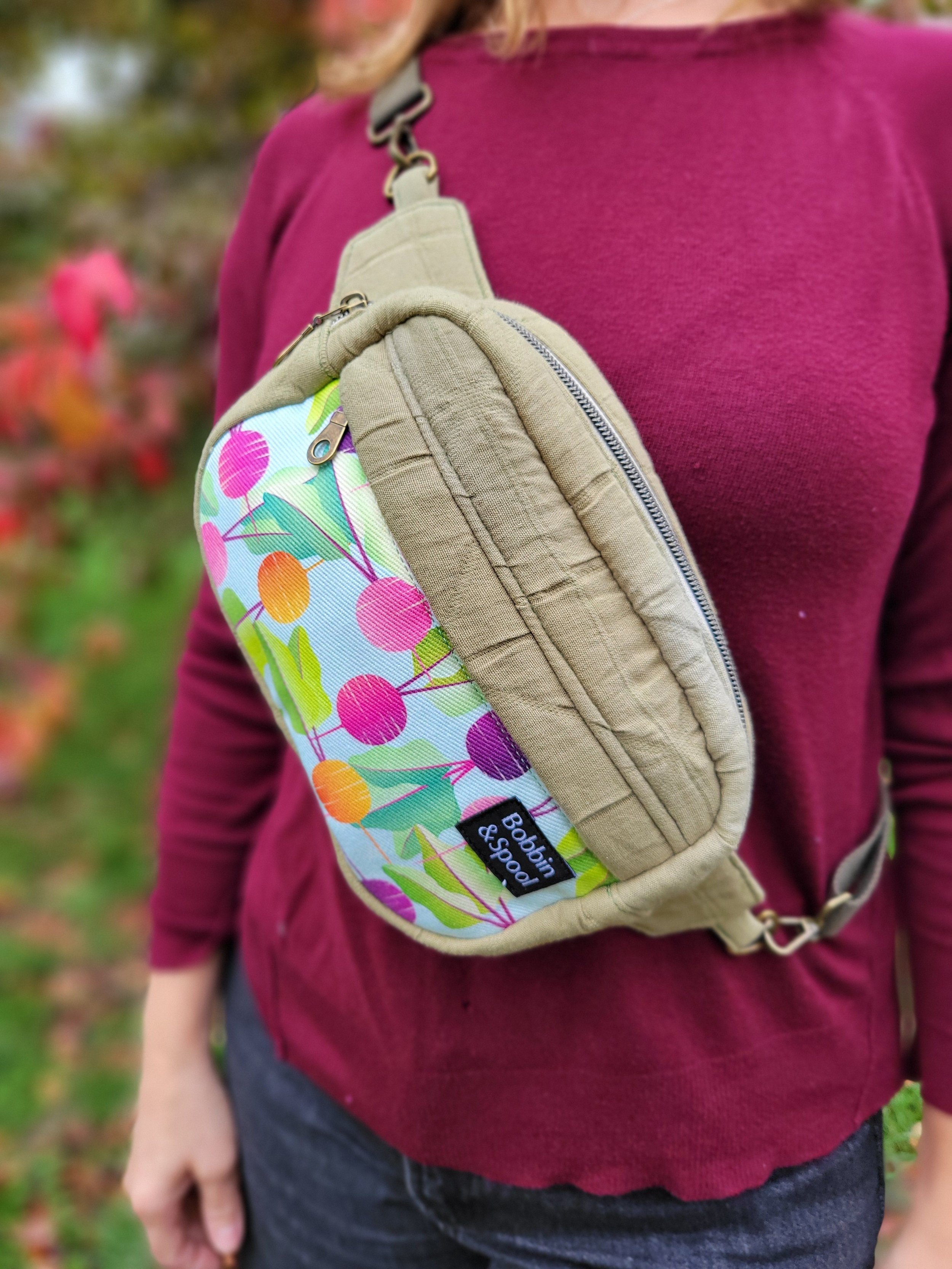 Beetroot-crossbody-bag-close-up-view.jpg