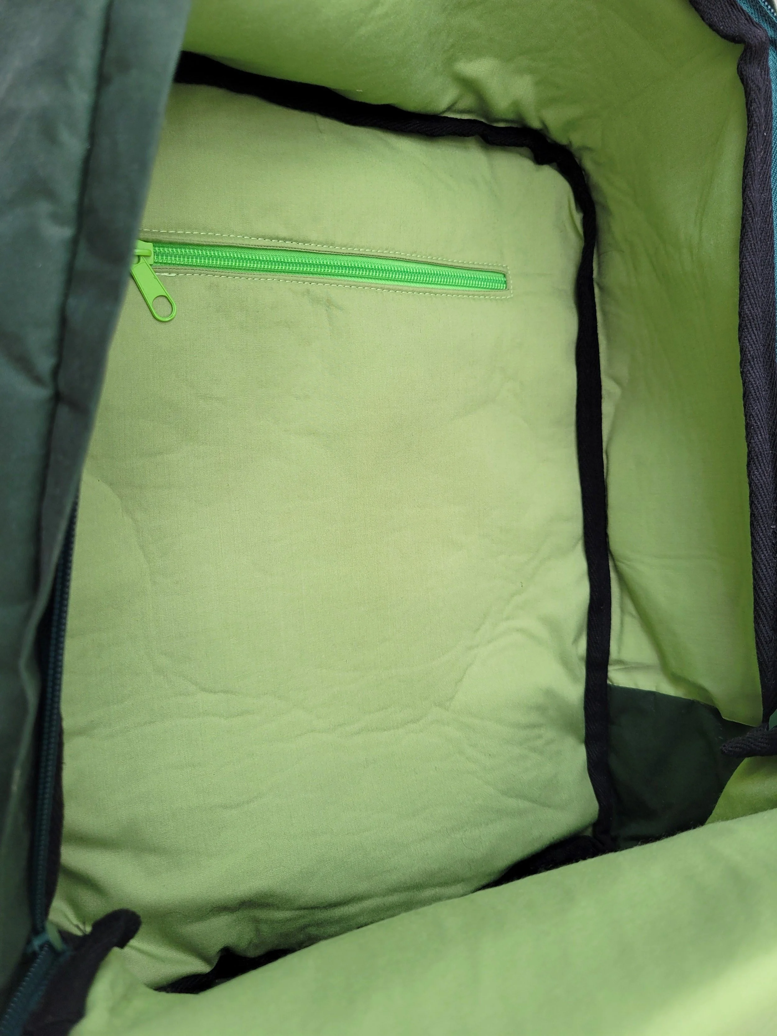 Flower-large-backpack-lining.jpg