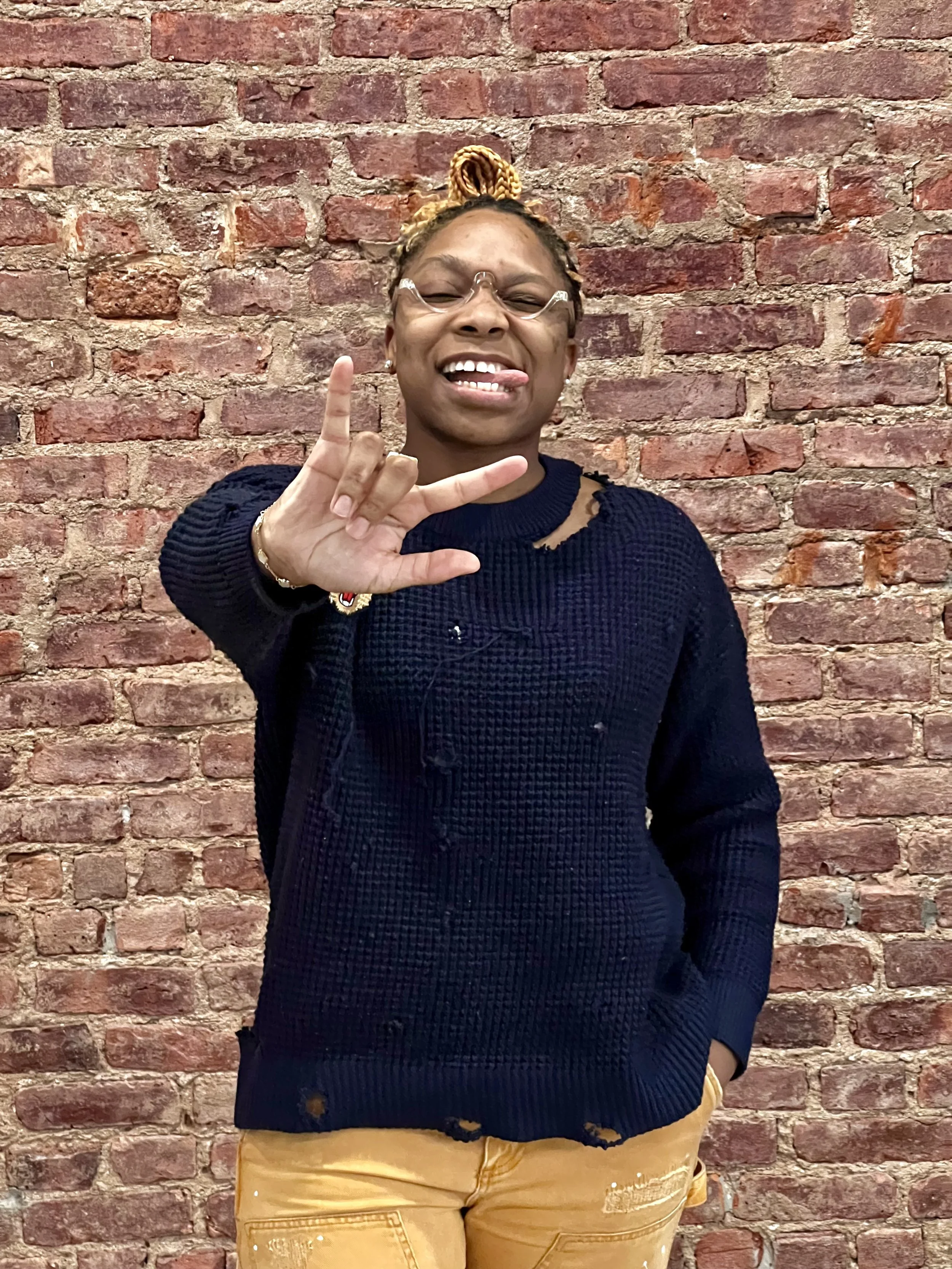 Join us as we speak with the founder of The Cre8ive Space, Shianne Wisdom. With being in full effect for a few years now, The Cre8ive space is a community of creatives and individuals to come together and not just create but in a space to connect wit