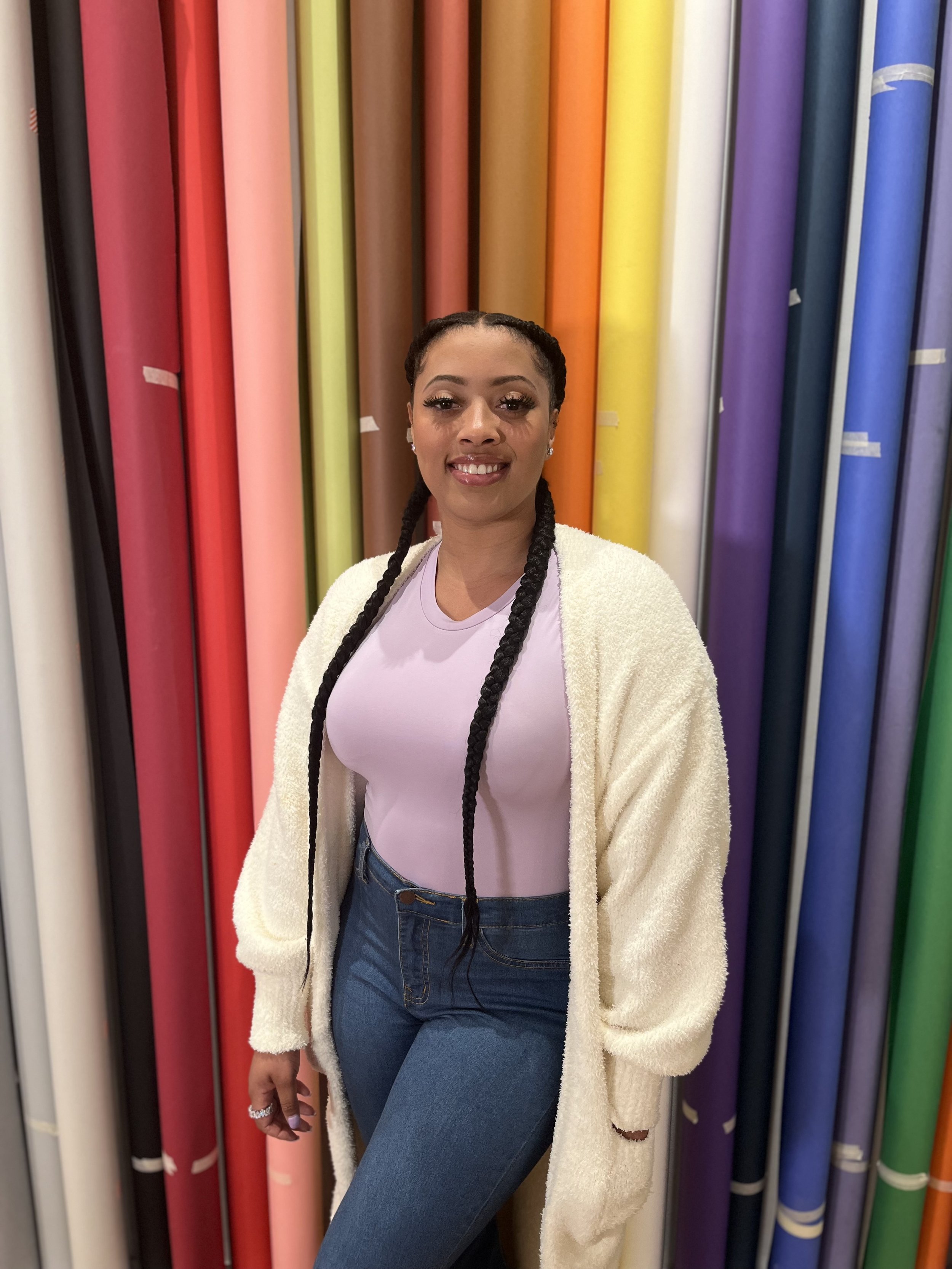 Meet Nijae:
Meet Nijae. Listen in on her story and how she battles and learns the ins and outs of being the mom to her son Hunter, who has special needs. She shares her advice to the moms experience the same within there lives.