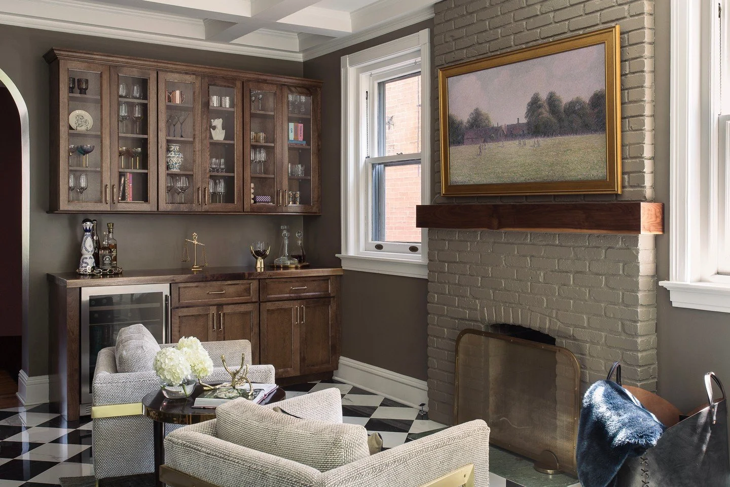 Fireplaces do more than keep us warm; they serve as the heart of a cozy gathering space. 

This fall, we crave inviting corners that inspire relaxation and togetherness. 

Which fireplace matches your autumn mood? 🍂
