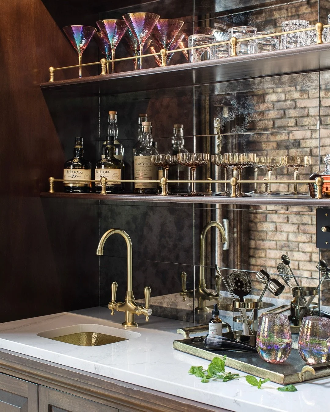 Raise a glass 🍸 it&rsquo;s almost holiday party season!  Love this bar vibe? Swipe to see how you can bring it home with pieces from @editbymsquared ✨

📸 @meganlorenzphoto