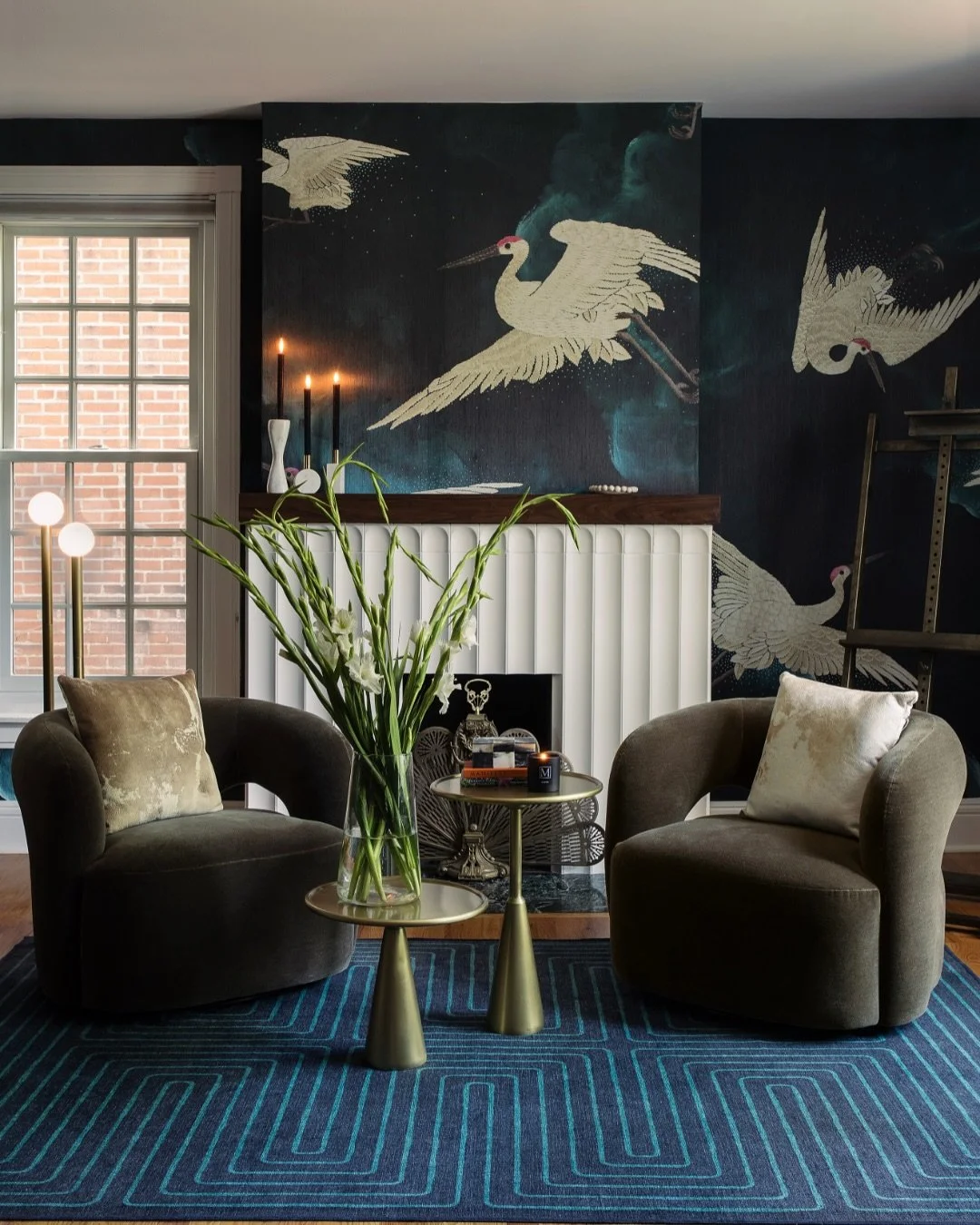 We love how fashion and interiors speak the same language. Reflecting each other in the coolest ways.  This recent historic renovation had us dreaming up all the fall looks. Swipe to see the looks inspired by this design. 👜 👢

📸 @meganlorenzphoto