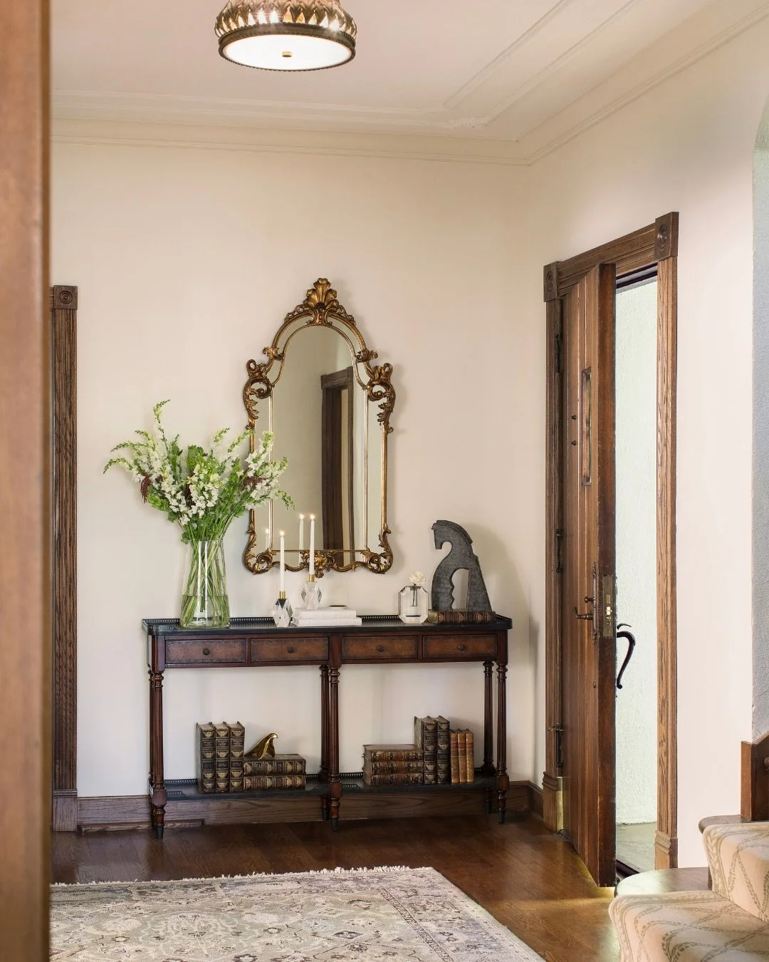 Hoping your holiday was filled with joy and love 🤍 Wishing you a restful weekend ahead, ideal for unwinding, recharging, and savoring the comforts of home. 🏡

📸 @meganlorenzphoto