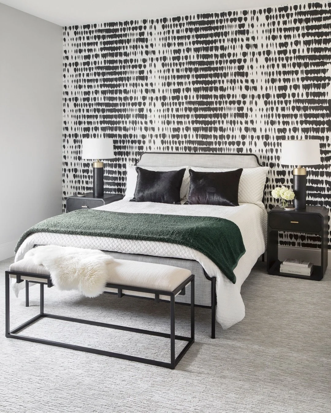 Speaking of wallpaper&hellip; we love how this guest suite invites you right in.

Patterned walls and layered fabrics come together to create a space that&rsquo;s the perfect mix of comfort with a little personality. Because a guest room should feel 