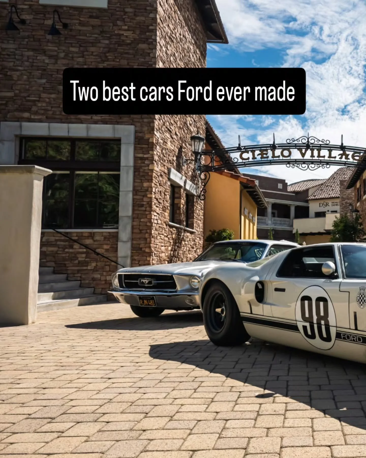 Ill take both please and thank you 😍

#ford #gt #mustang #gt350 #gt40 #gt500 #fordracing #cielovillage #foundersmeeting