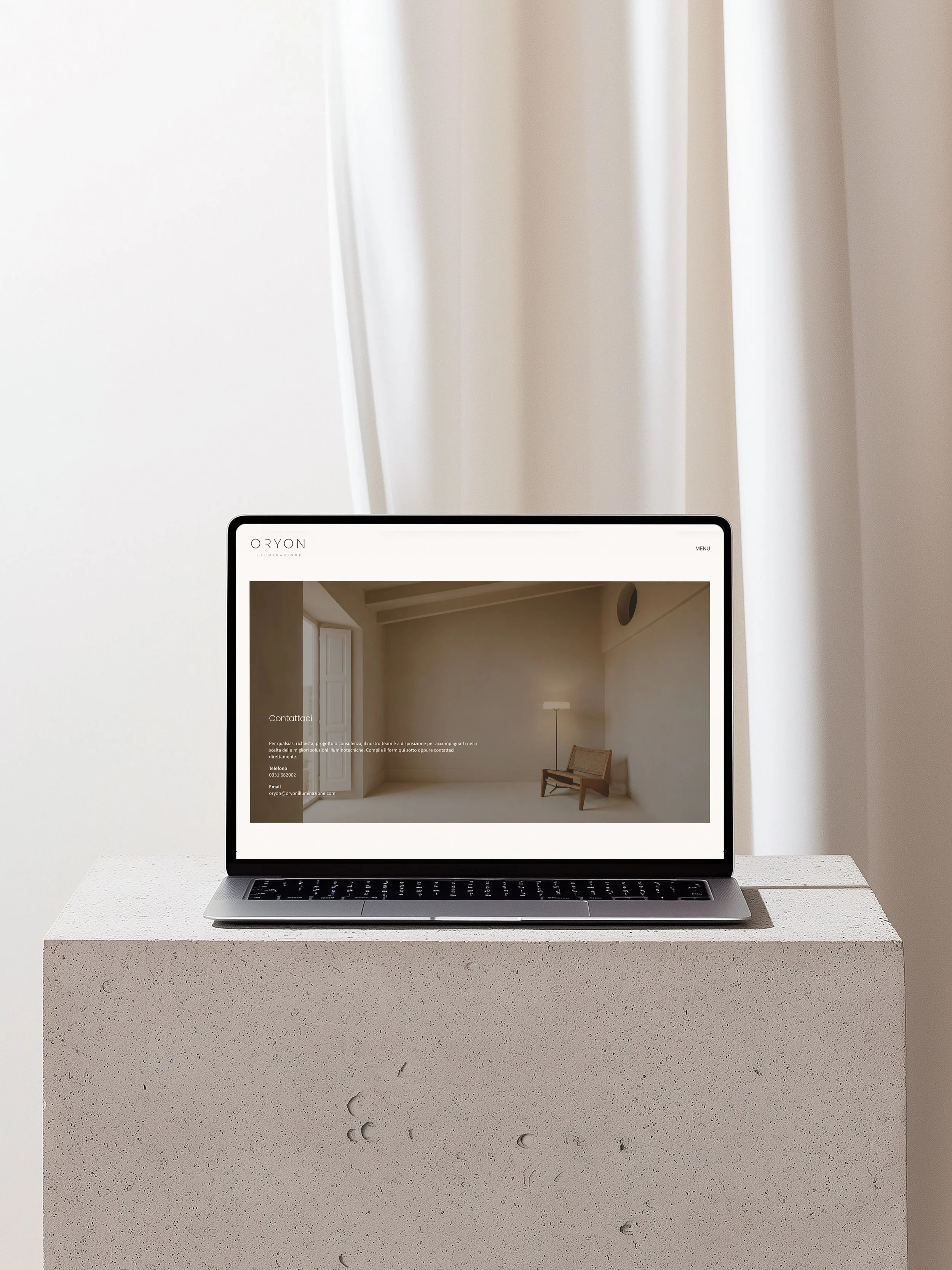 I progetti per clienti che operano nel mondo dell&rsquo;interior design mi hanno sempre affascinata particolarmente.

Molto prima di diventare designer, ero quella bambina che trascorreva ore sfogliando AD ed Elle D&eacute;cor, immaginando case e oss