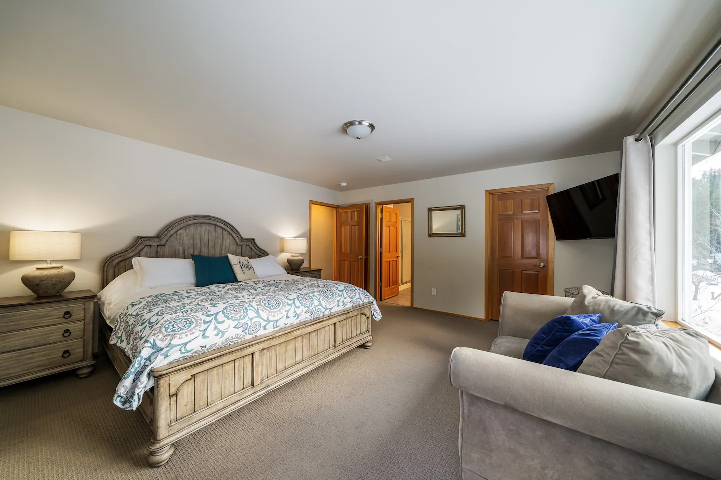 Primary Suite 2 - Upstairs.png