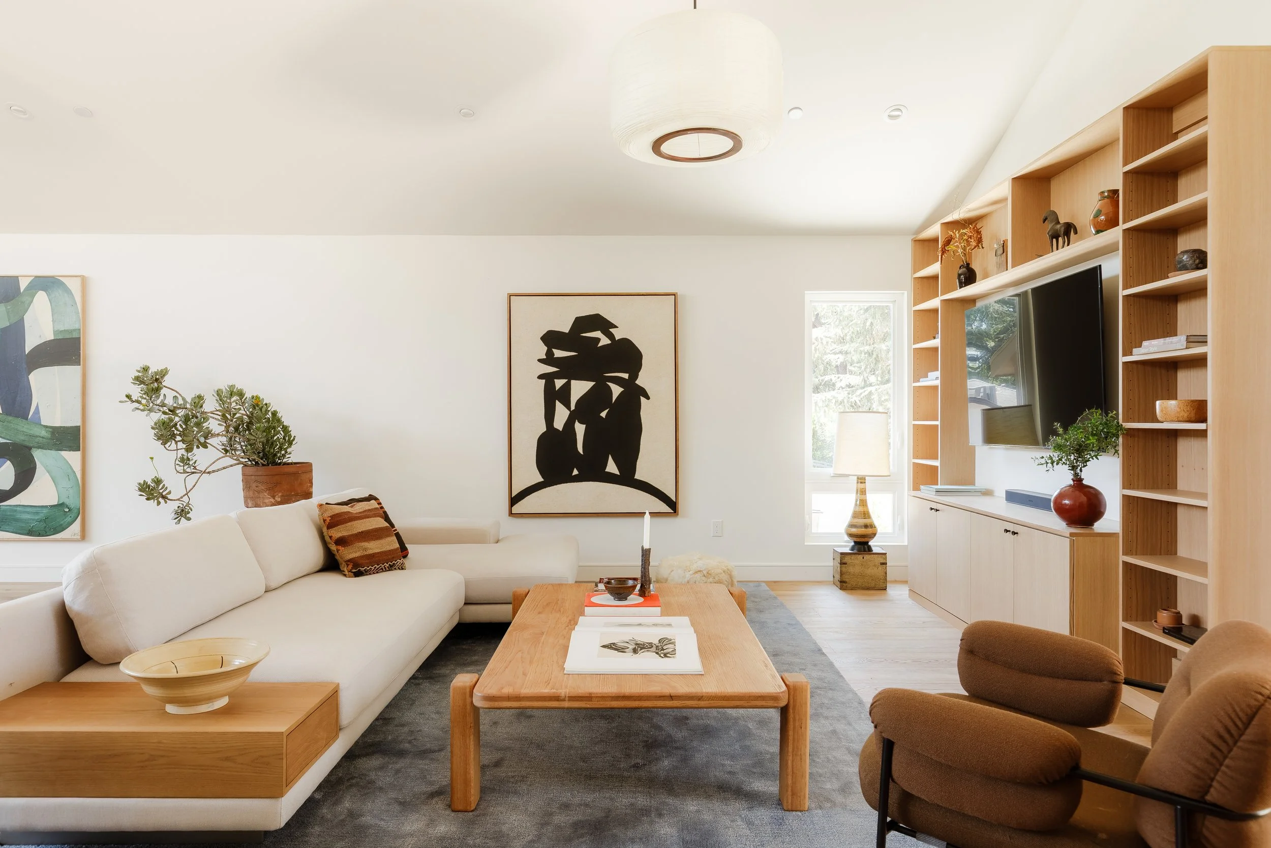 2542 Santa Rosa
Photo Sterling Reed