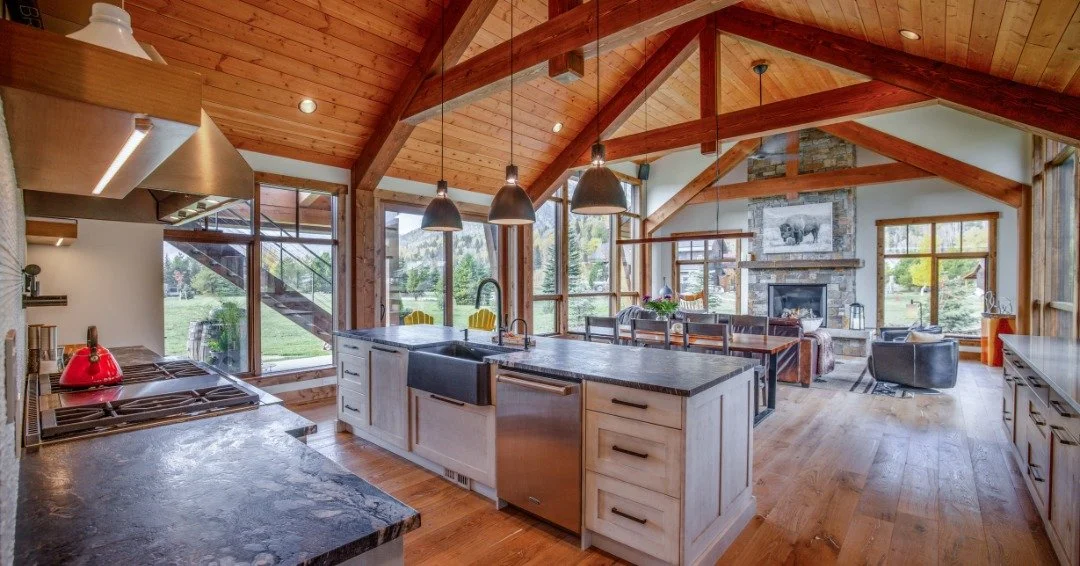 Nothing beats a mellow morning hanging out at home.

Project: Ghostrider Views 
Architect: @manolakasdesigns 
Box Beams: @woodbeamcompany 
Windows: @cossinswindows 
Countertops: @pacificstonefabrication 
Photo: @mkuhnphoto 

#BowerBuilders

#Mountain