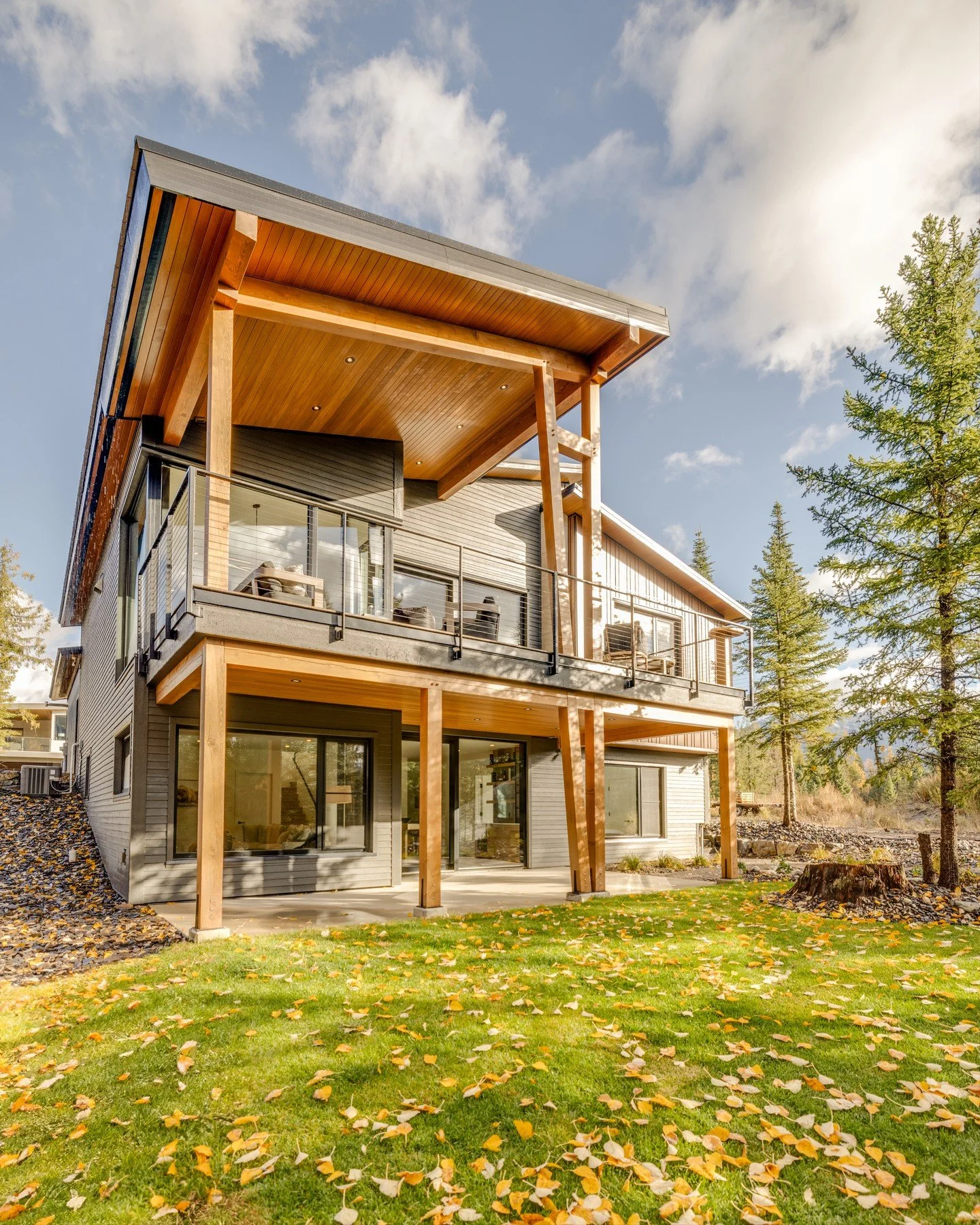 A custom home is never built in isolation.

Architect, designer, builder, engineers, and trades all play a role - and the best results come when that collaboration starts early. Working as a team from the outset leads to better alignment, fewer surpr