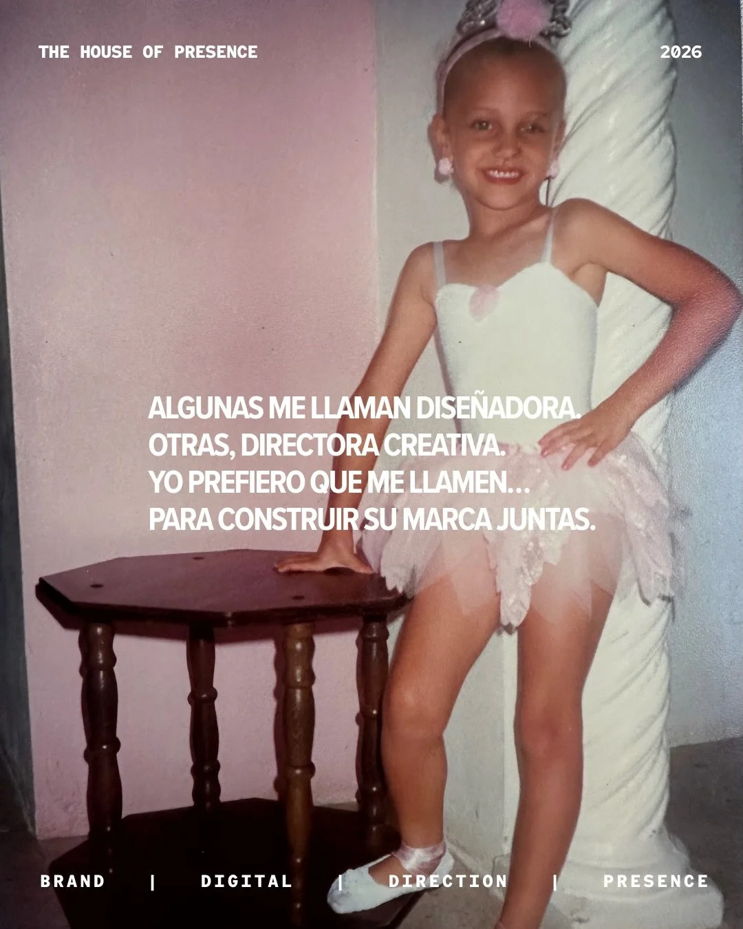 Qui&eacute;n le iba a decir a esa ni&ntilde;a que alg&uacute;n d&iacute;a iba a estar construyendo marcas, dirigiendo proyectos creativos y convirtiendo las ideas de otras mujeres en algo real. 🥹

Y aunque hoy me llaman dise&ntilde;adora, estratega 