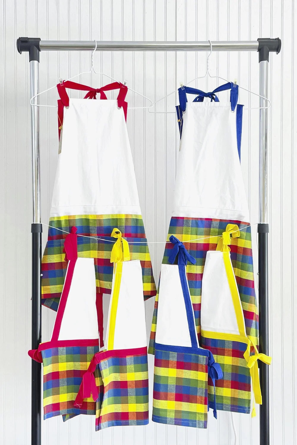 Multicolor Check Apron (Red) — tworuggedroots