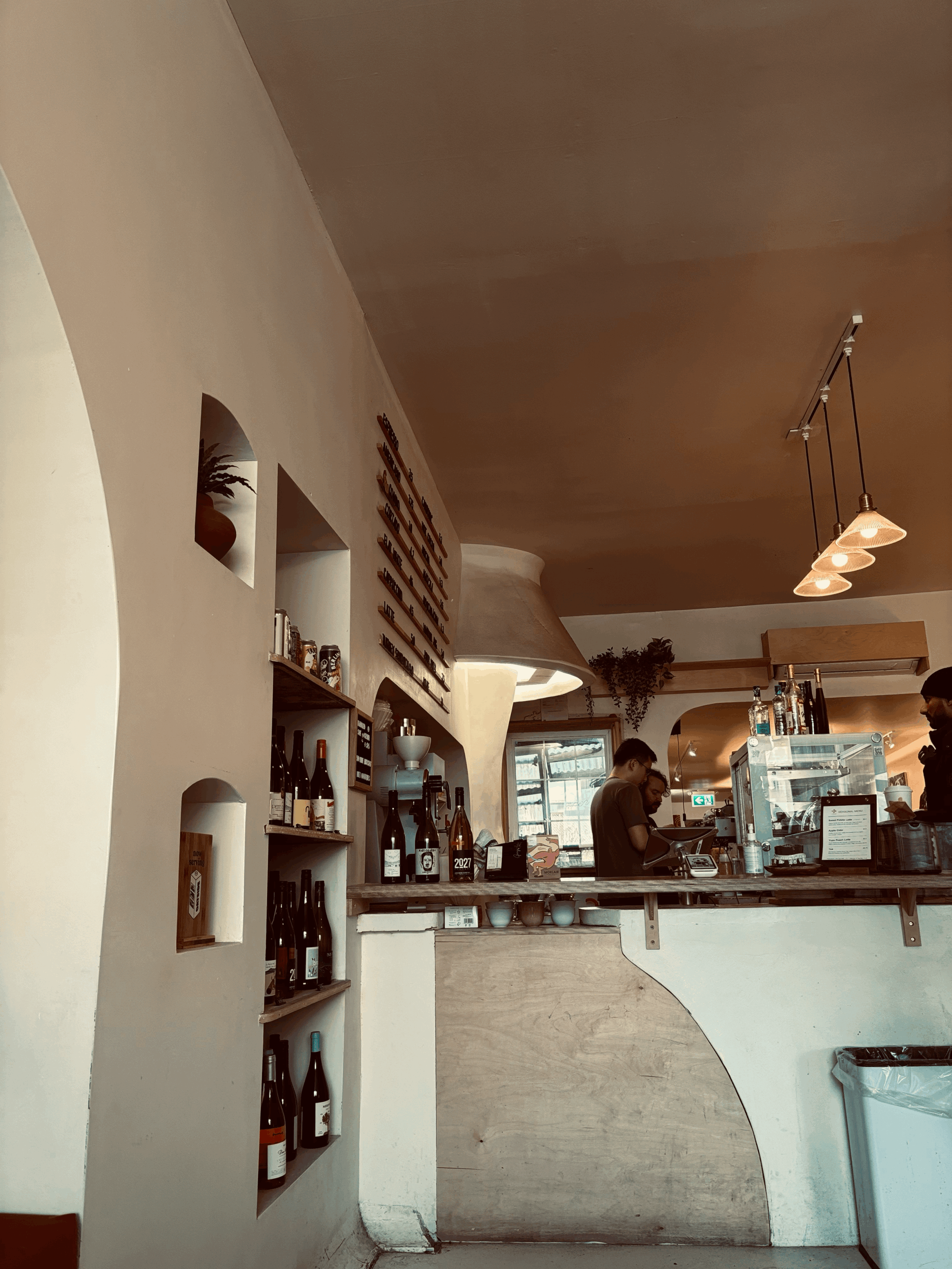      

 
   CARBONIC COFFEE 
 




















  
  



    

 
   Just another Monday in Downtown, Toronto and I spent my early afternoon settling in for a few hours at Carbonic Coffee. What can I say about this cafe? Hm - well two words would b