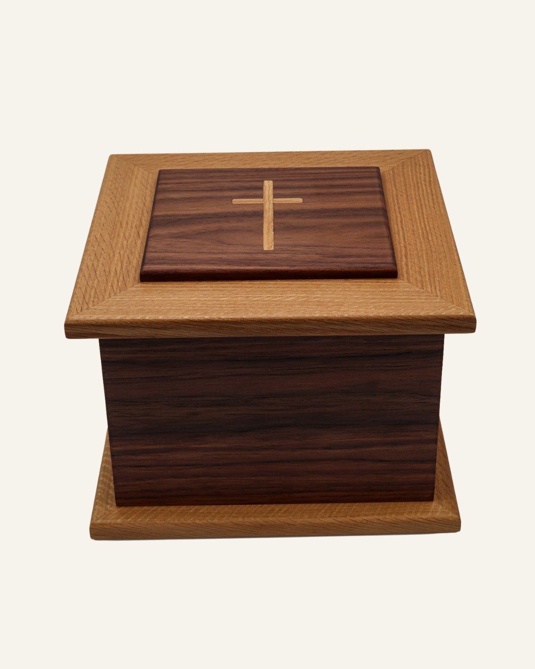 urn.quartersawnoak.jpg