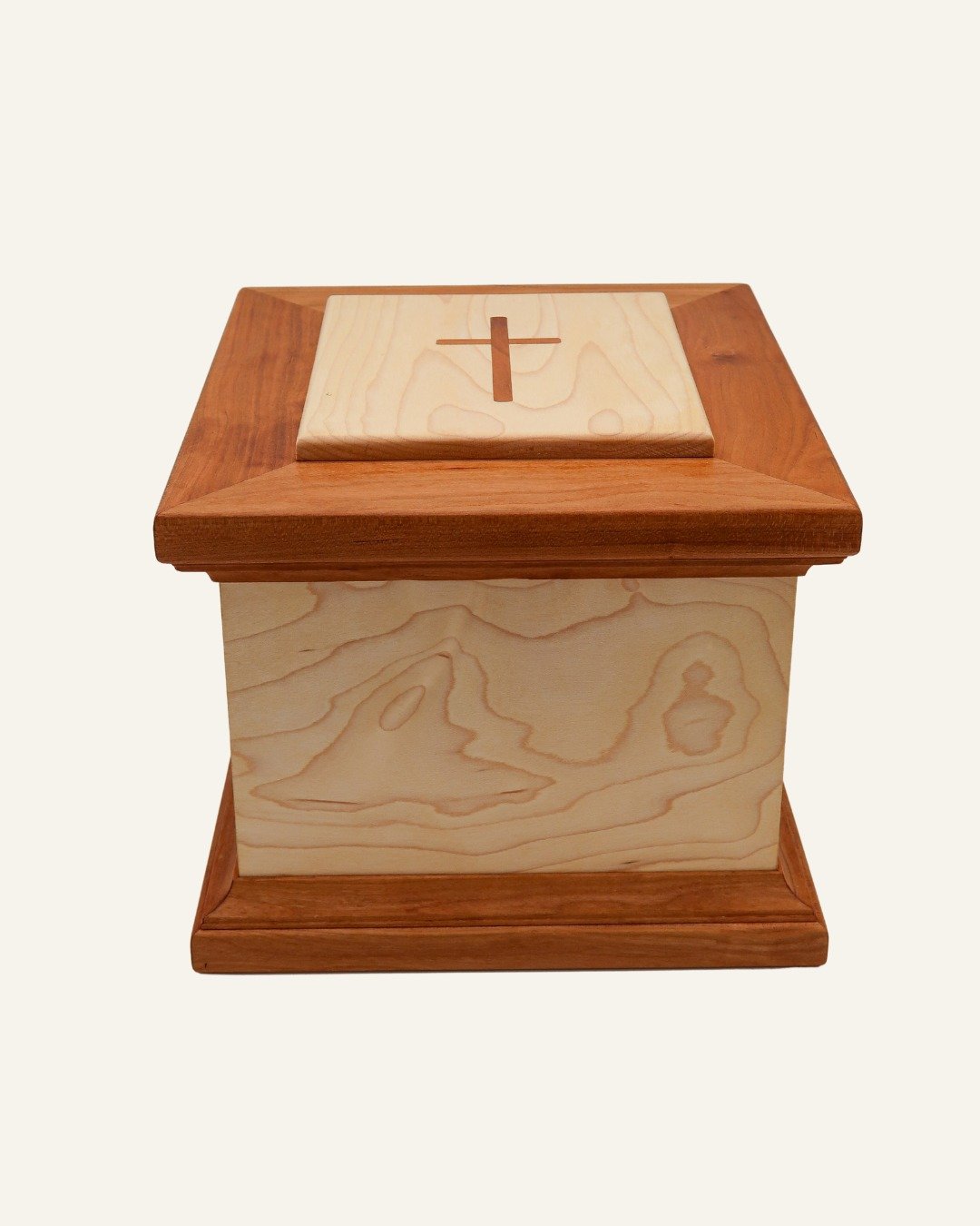 urn.maplecherry.jpg