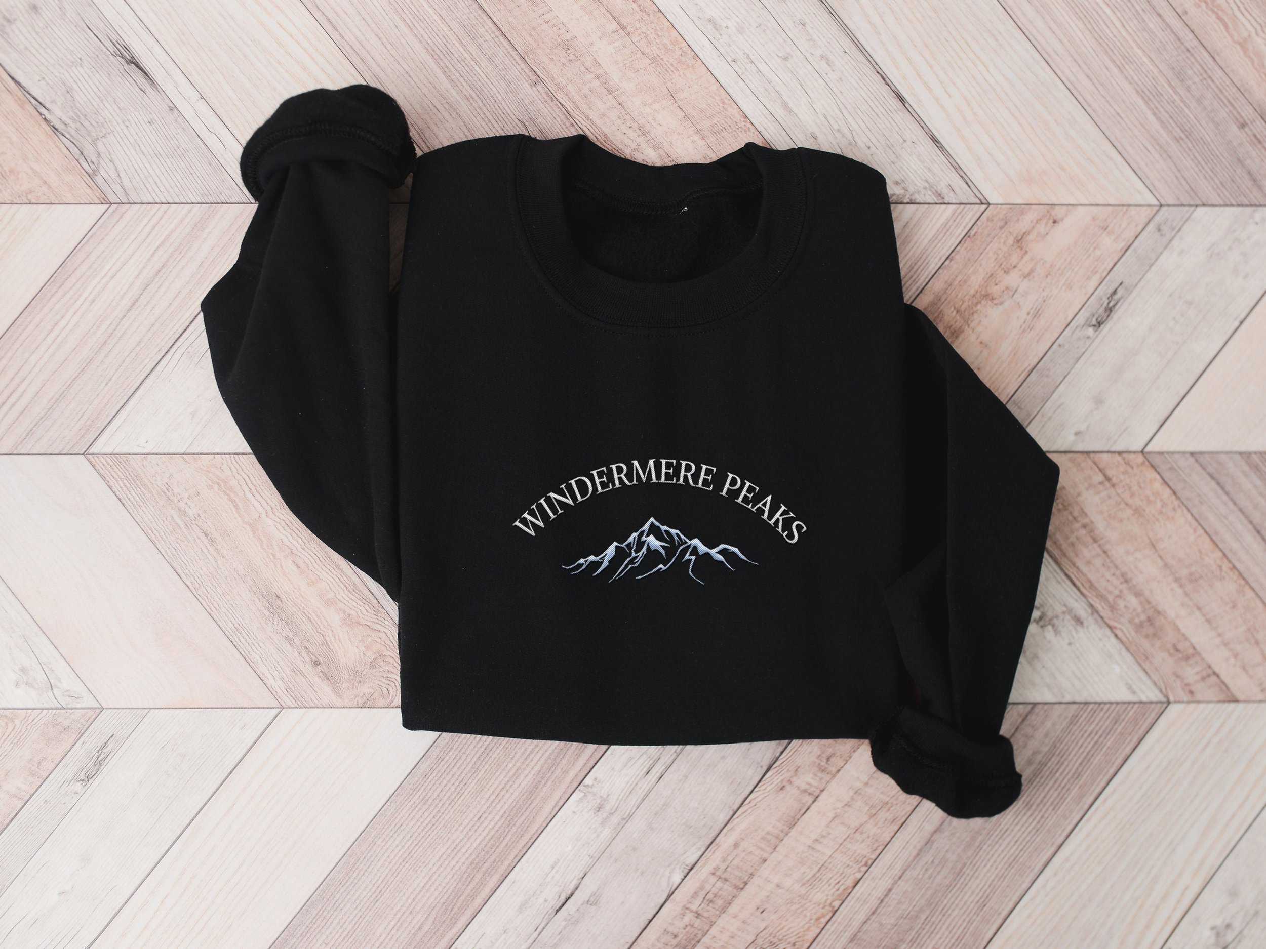 https://i.etsystatic.com/31885979/r/il/d37e09/5390693640/il_fullxfull.5390693640_oj5q.jpg