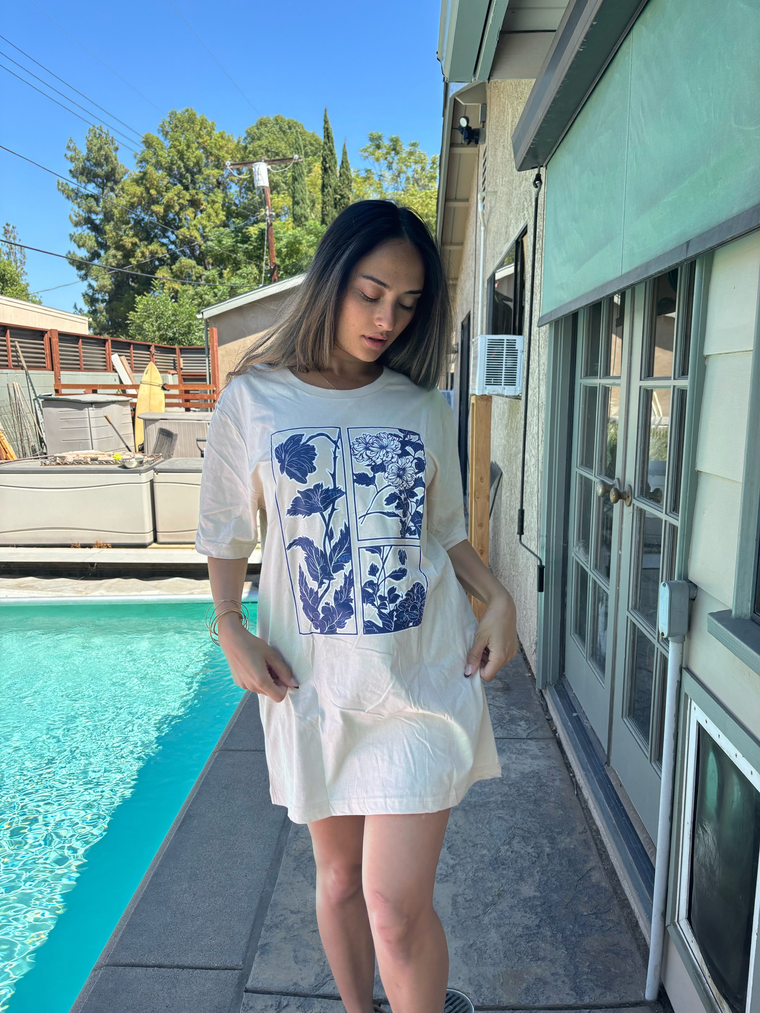 Blue floral abstract soft cream Alexandra.jpeg