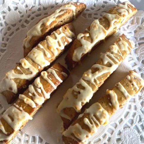 Lemon Biscotti with Ginger & Poppy Seeds -(pack of three)
