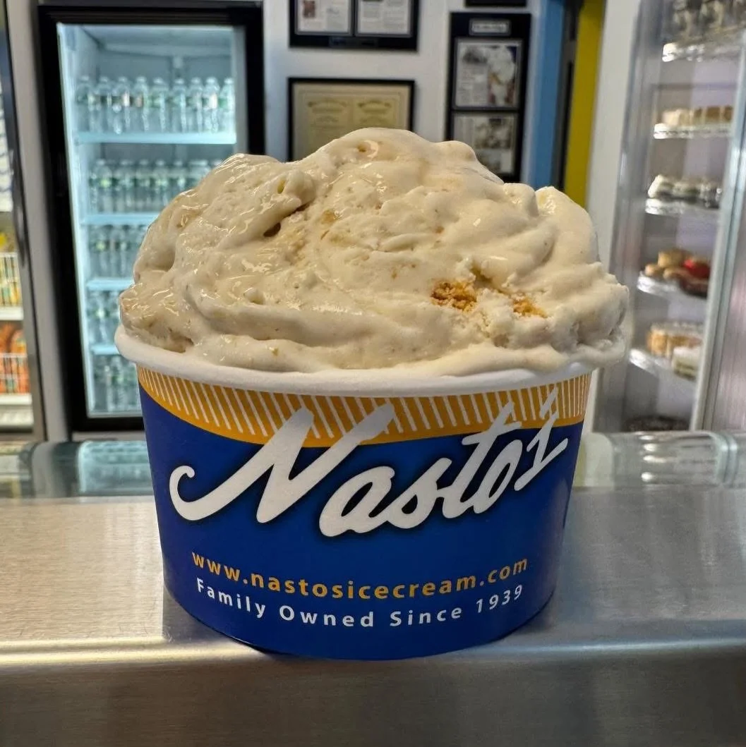 Banana Cream Pie 🍨 available in half gallons 🍨 #humpdaywednesday #icecreamlovers #fruitflavors #Nastosicecream #nastoswoodbridge