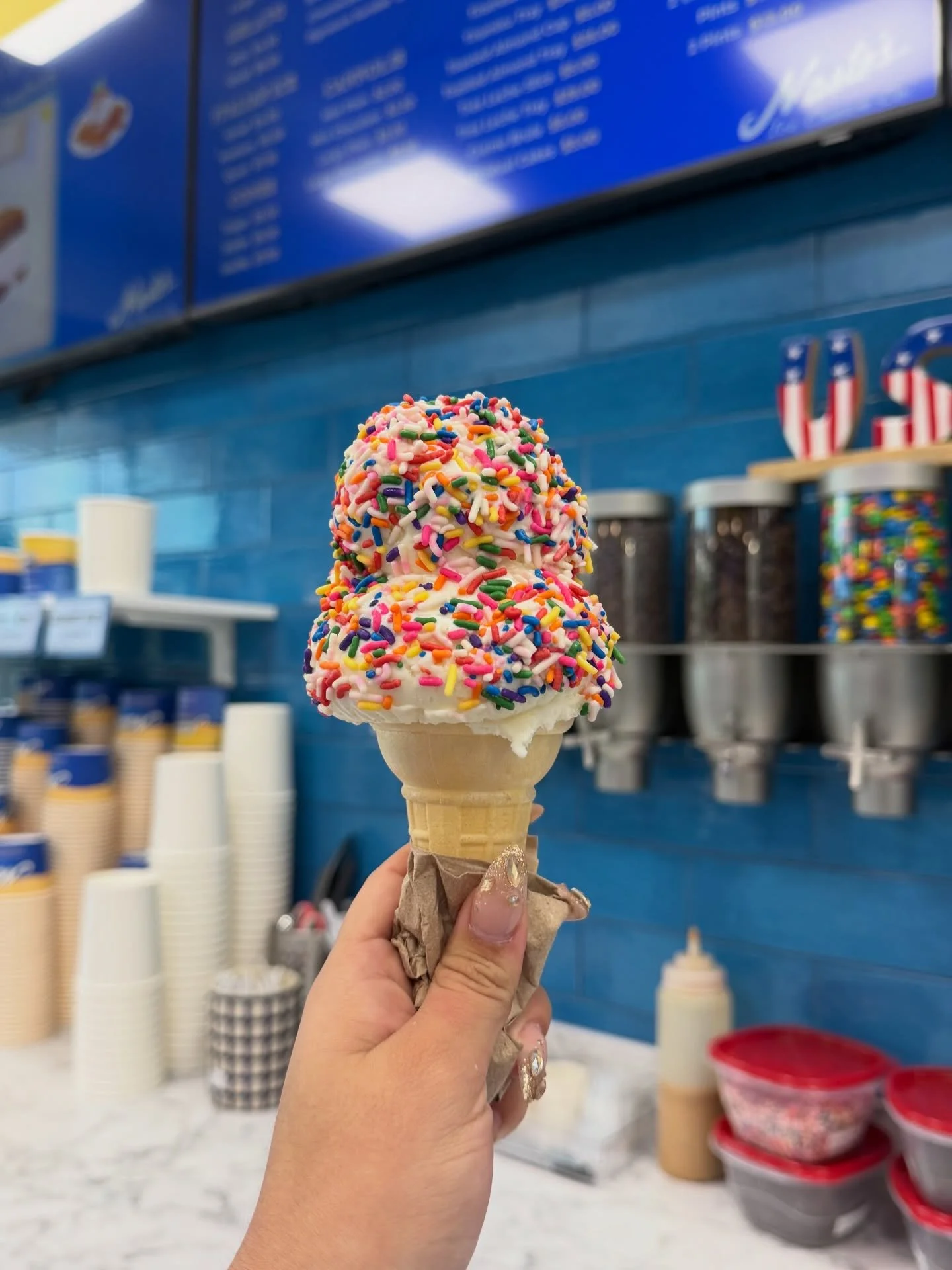 Monday vibes 🌈🍦✨ #treatyourself #staycool #heatwave #Nastosicecream #nastoswoodbridge