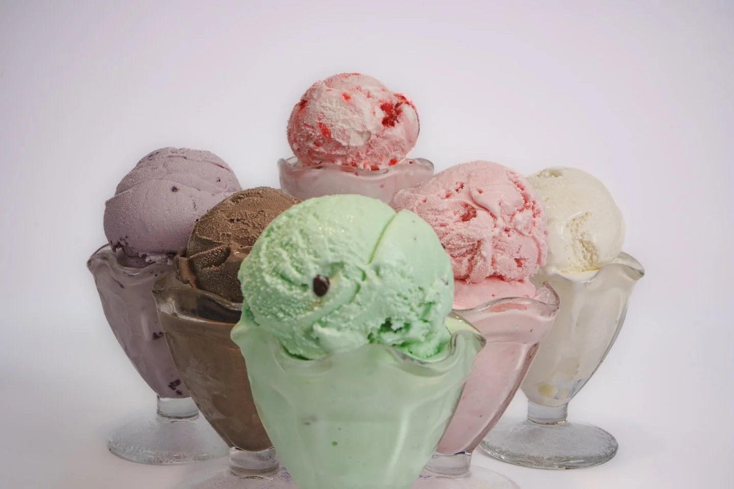 Tuesday&rsquo;s forecast ☀️🌡️ Heat wave + Ice cream = the perfect combo 🍨🍦🍧 #treatyourself #icecream #italianice #heatwave #Nastosicecream nastoswoodbridge