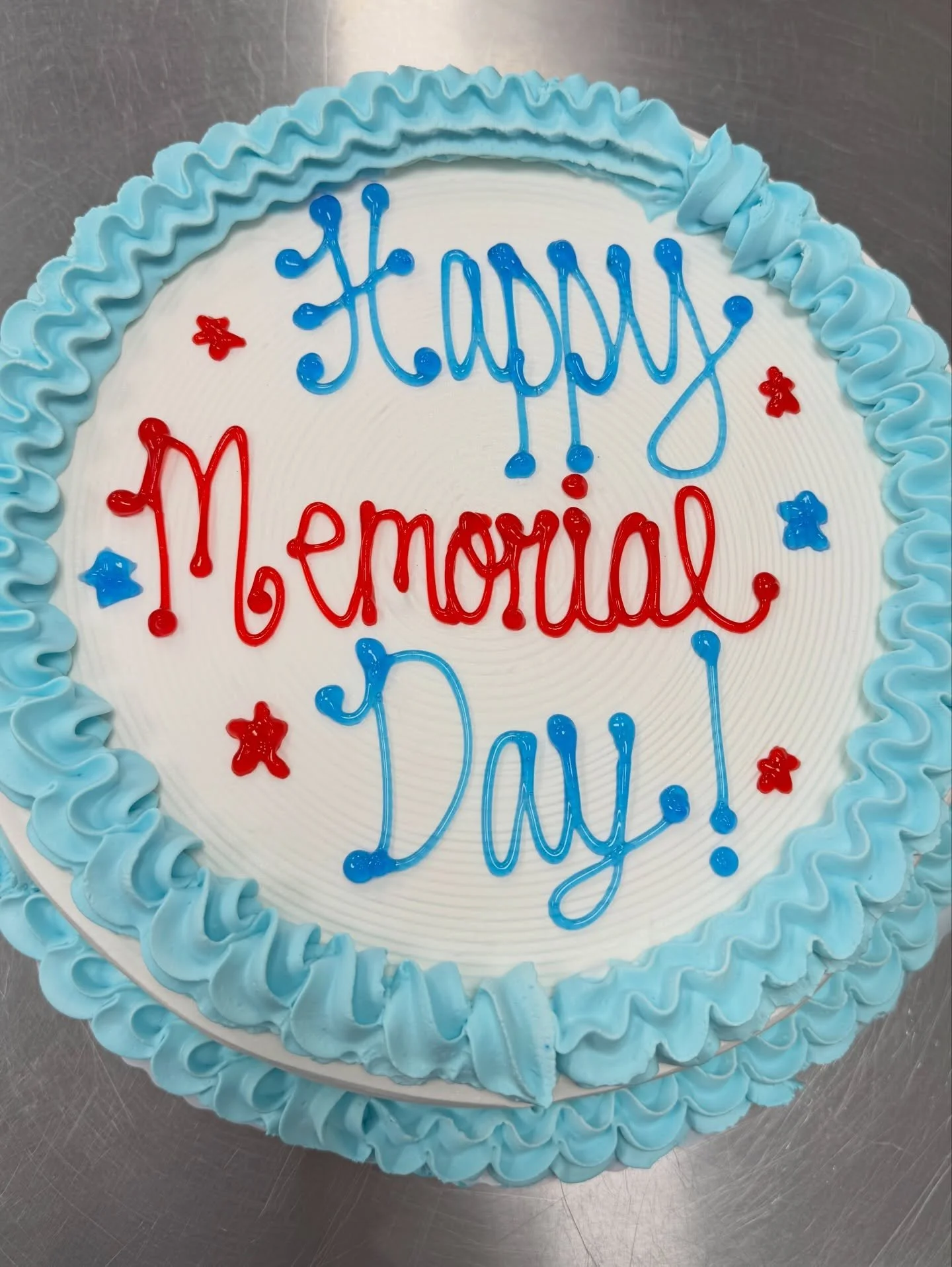 Happy Memorial Day ❤️🤍💙 Woodbridge open 12-10 and Newark closed today! #nastosicecream #nastoswoodbridge #nastosnewark #icecream #memorialday