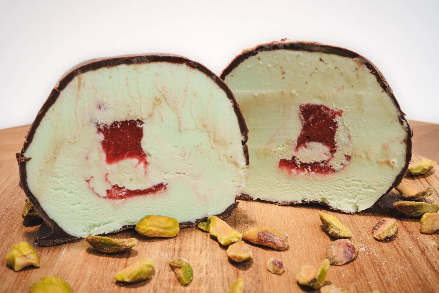 Pistachio Tartufo 💚 sold in a 4-pack. #thursdayvibes #tartufolovers #may #Nastosicecream #nastoswoodbridge