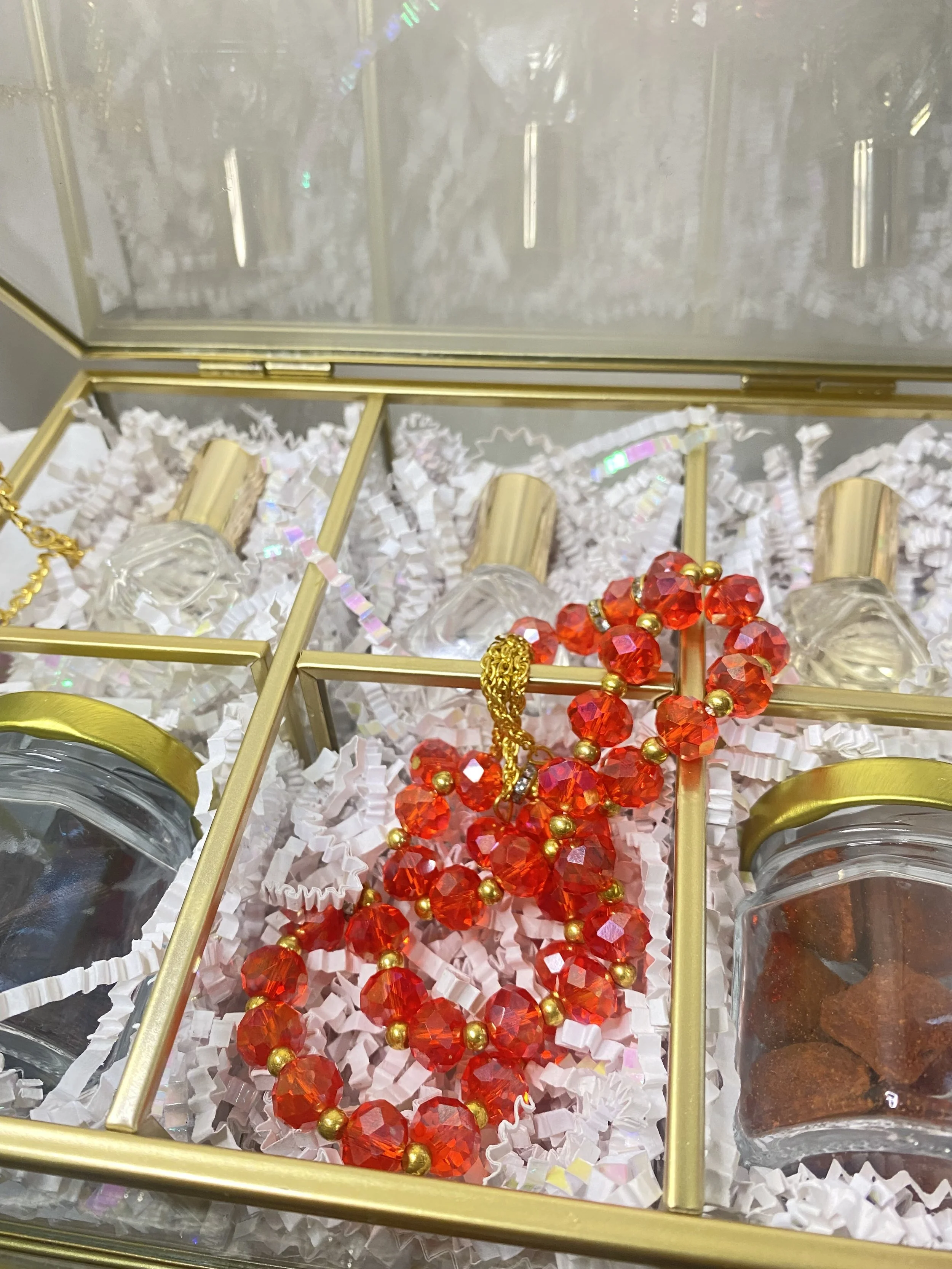 Deluxe Gift Box Pink - Ramadan 1446.jpg