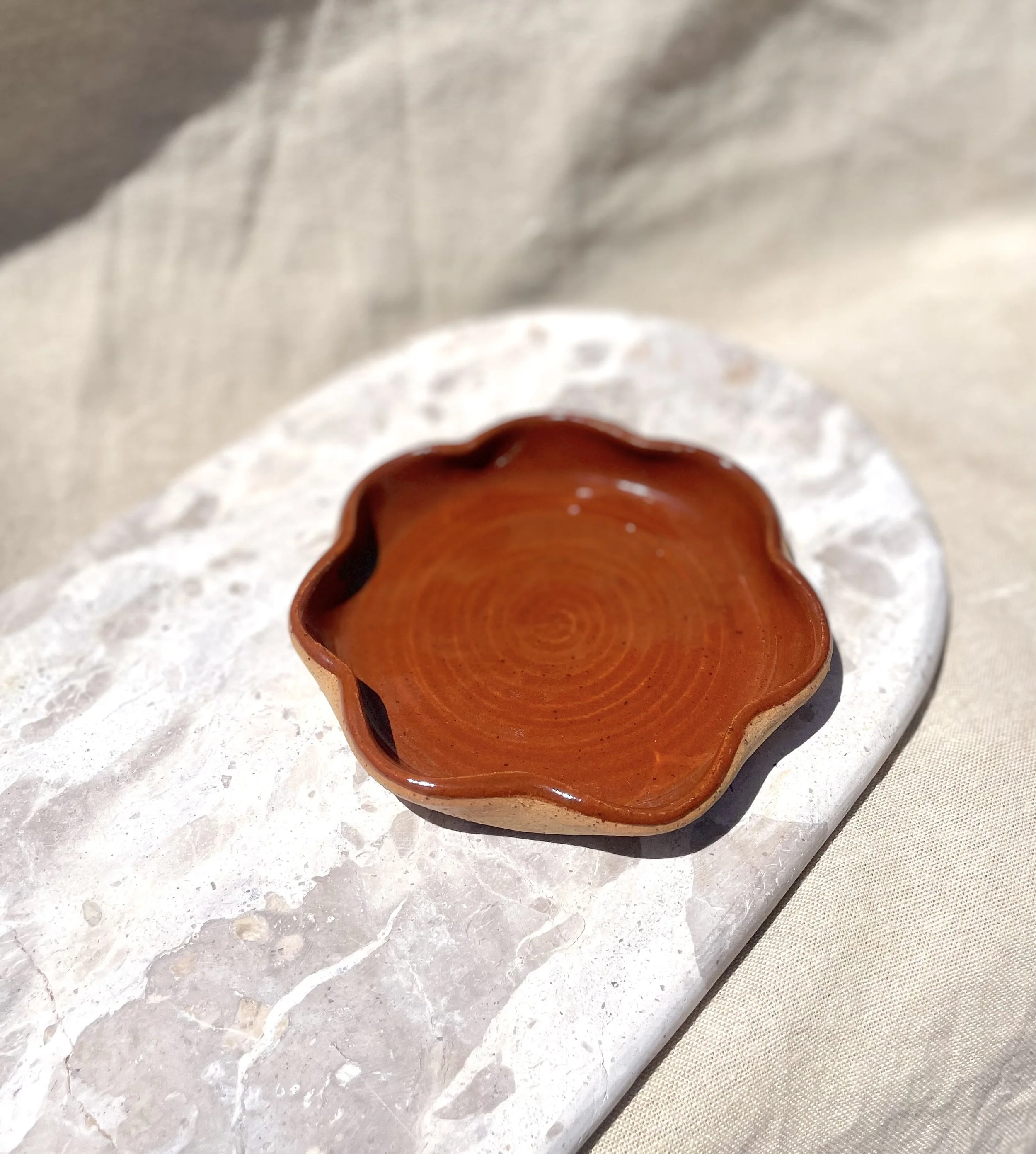 Burnt Orange Daisy Plate