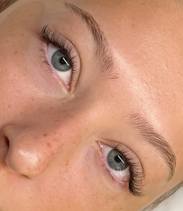 Natural Lash Extension