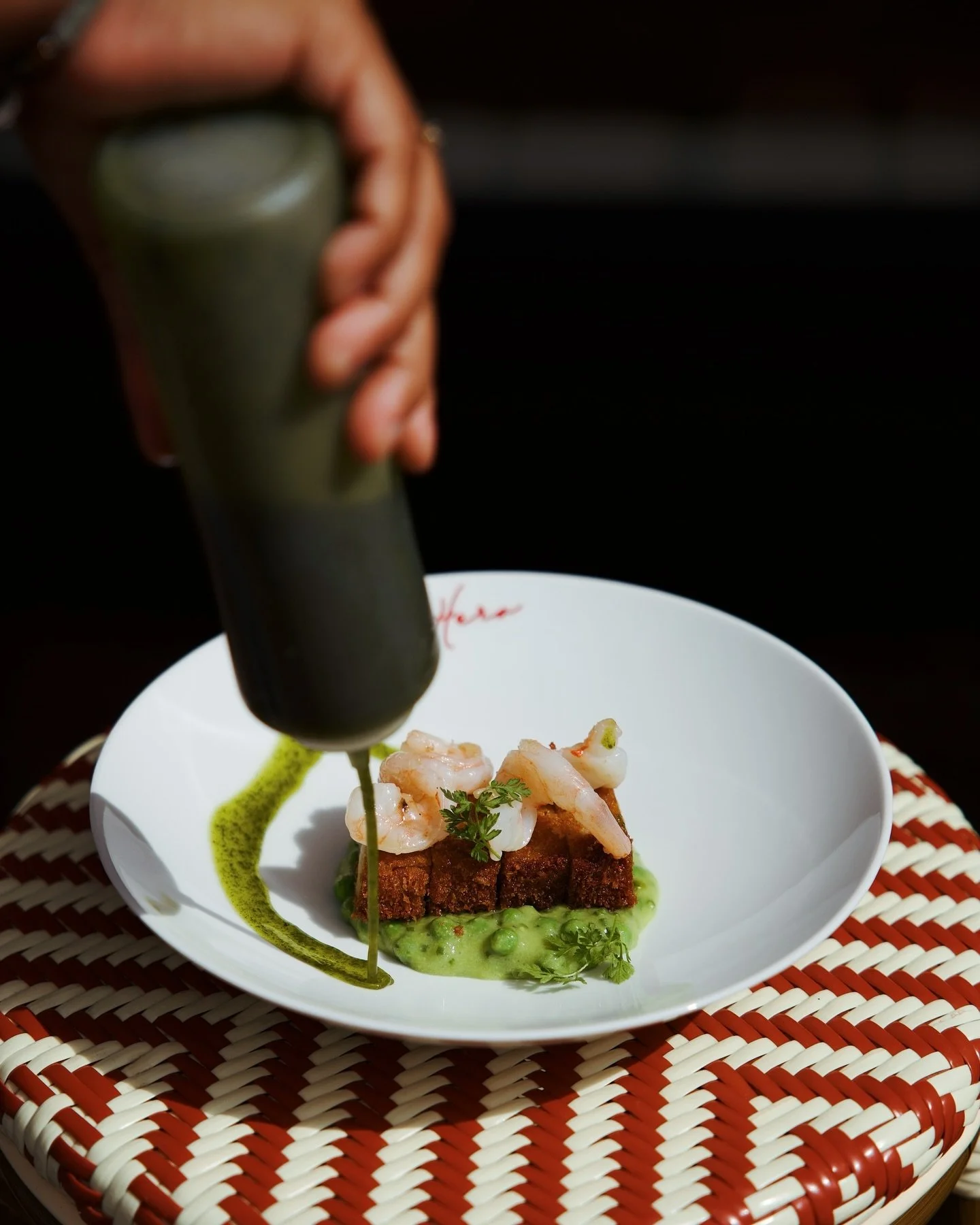 🍽️
.
.
#inthekitchen #horeca #pouritup #restaurant #foodphotography photography #fromwhereistand #photooftheday #mayamatu