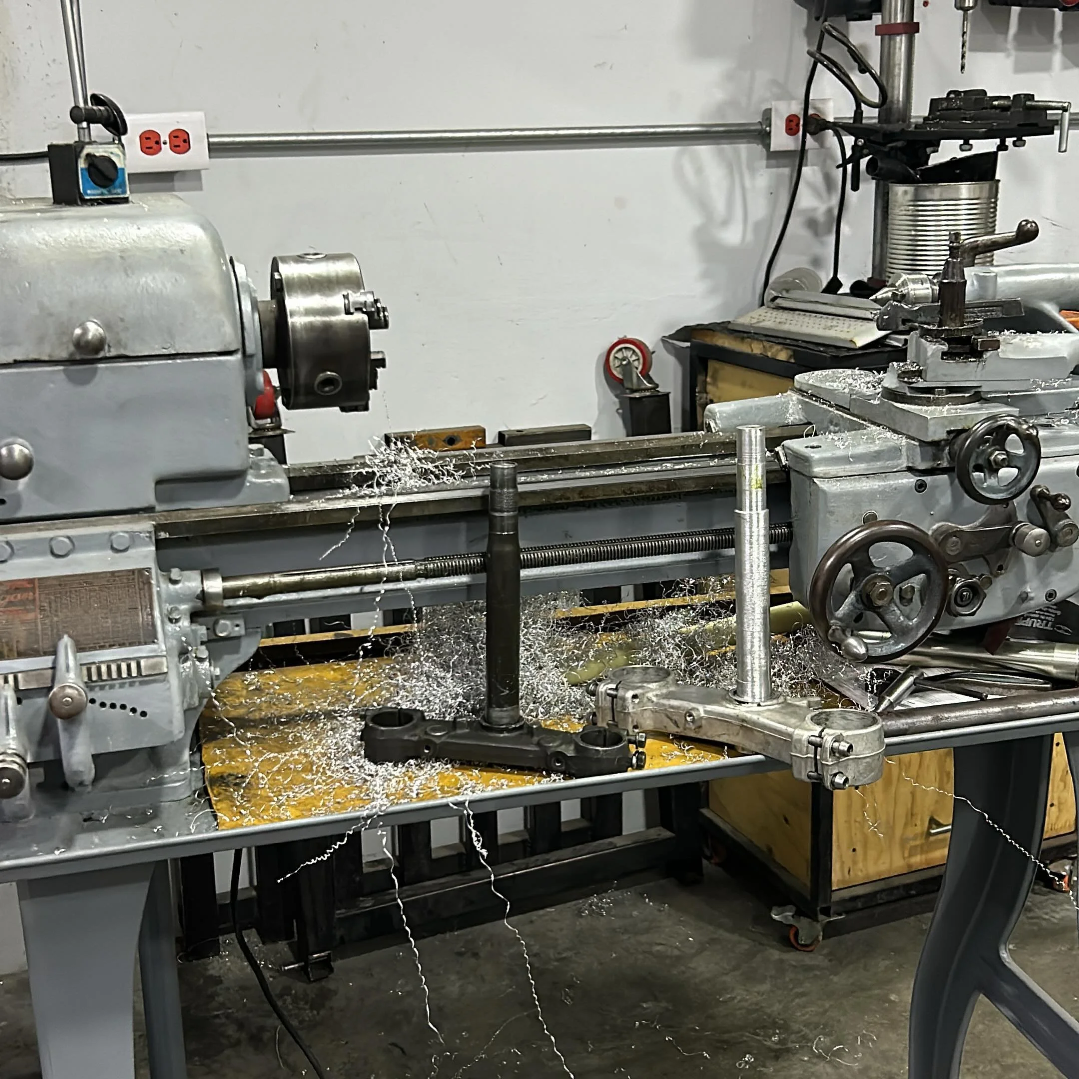 Maquinado de flecha para conversion de barras invertidas #forkswap #virago920