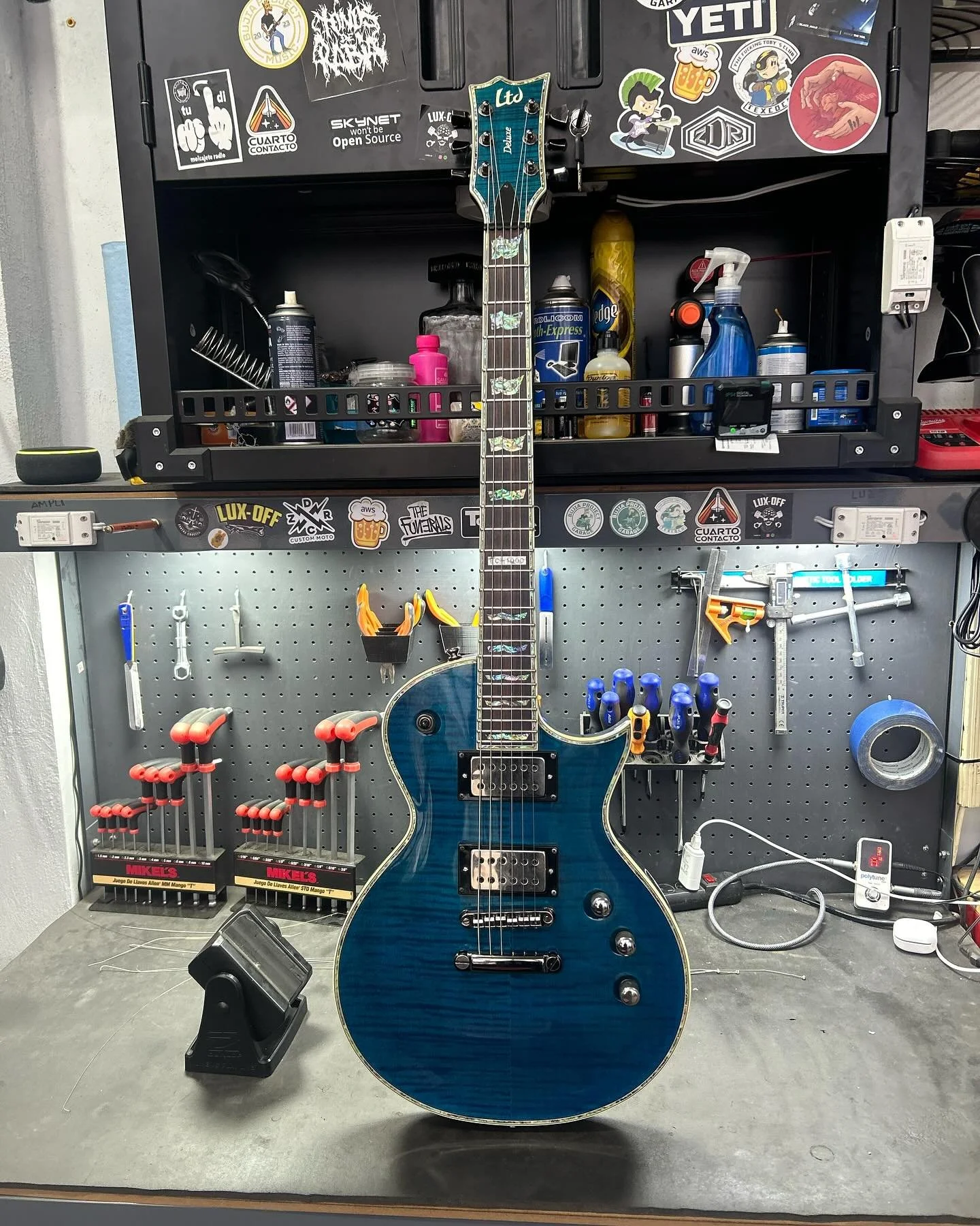 Este fu&eacute; el GANADOR de nuestra &uacute;ltima RIFA una LTD Eclipse para nuestro compa @albertodiego del @santopelucherock