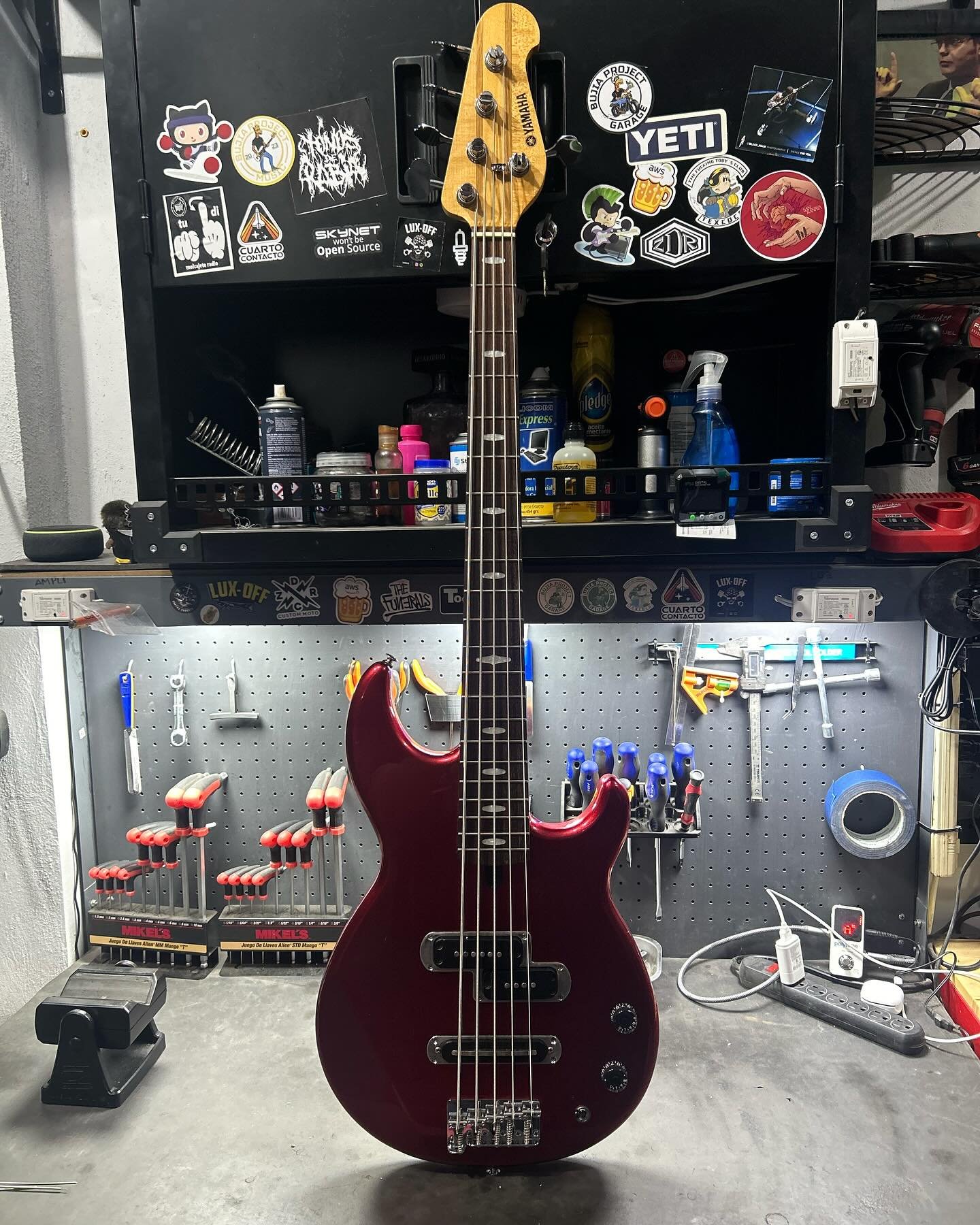 Un bajo Yamaha para Conjunto Supremacia Norte&ntilde;a de Jorge Monsalvo. El segundo instrumento que nos traen al taller, gracias por su preferencia