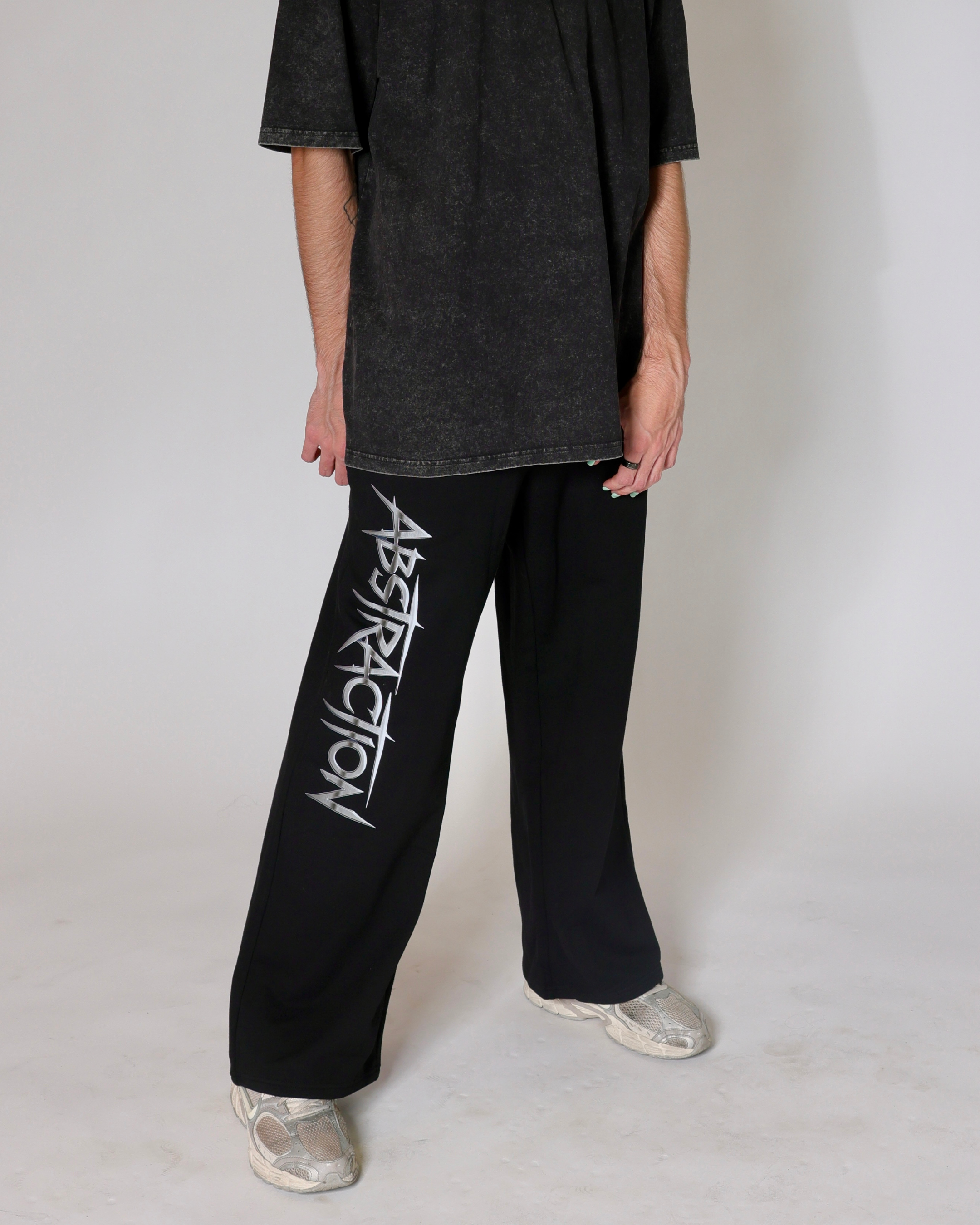 SWEATPANTS-3.png