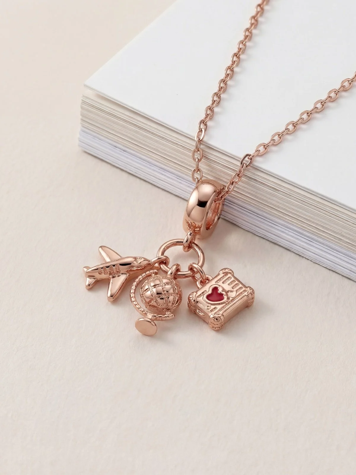 Colares 2025 1200x1600 (1).jpg