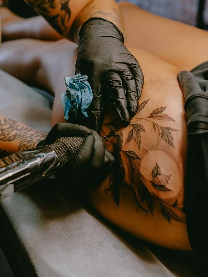 Looking for a vibey tattoo shop that welcomes all and aims to create a safe and comfortable environment for every customer that walks in the door? Come down and see us at Auralite Art Collective, where the vibes are always good. We always accept Walk