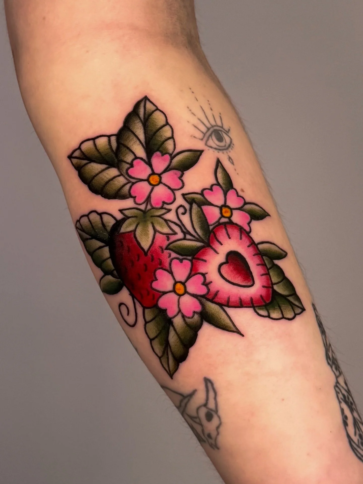 Recent traditional pieces from our artist Payton 🍓✨
&bull;
To book with @paytonstattoos please fill out the inquiry form located in our bio with your idea! She is almost fully booked for March and booking into April ❤️