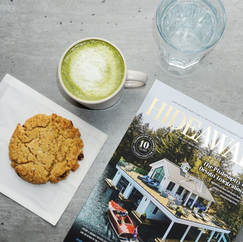 The perfect afternoon pick-me-up 📚️🍵⁠
⁠
#relishmuskoka #muskoka