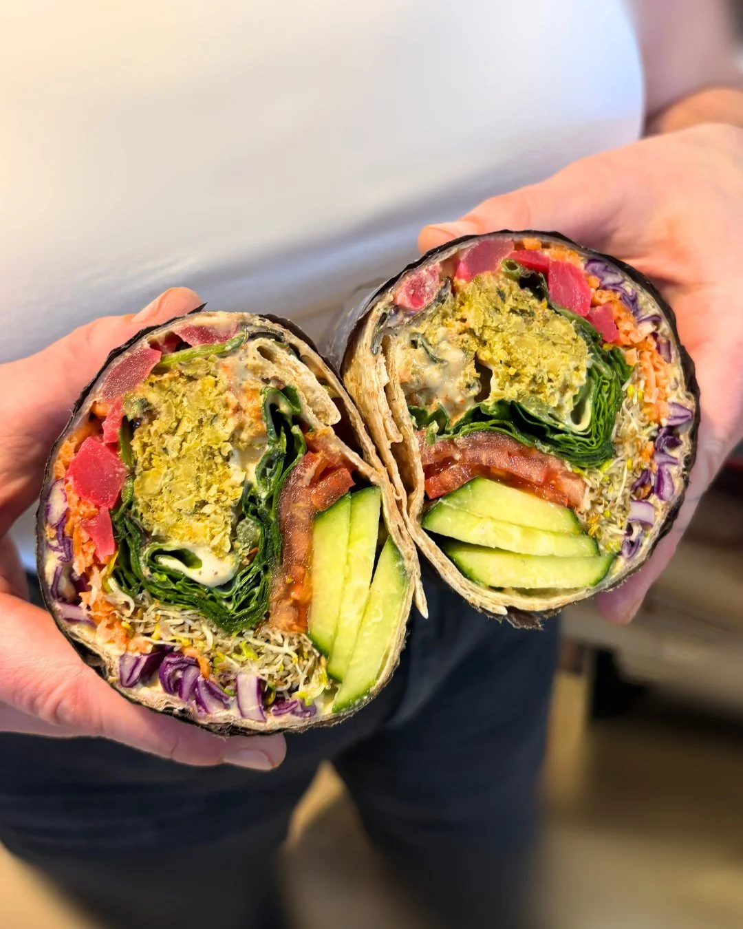 Team Wrap or Team Bowl? When we opened nine years ago, we thought bowls would be the star of the show. Turns out, wraps took the crown&mdash;and haven&rsquo;t given it back since. One look at this and you&rsquo;ll see why.⁠
⁠
#relishmuskoka