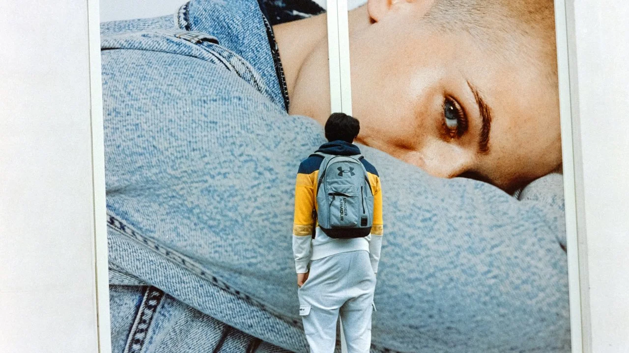 Being An Invisible Street Photographer